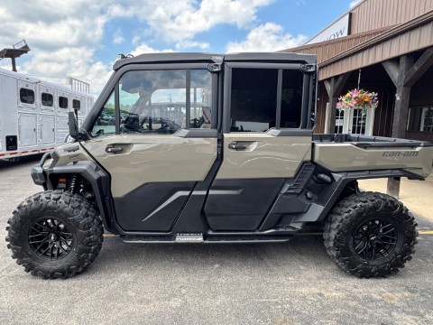 2026 Can-Am Defender MAX Lone Star CAB HD11 Custom Upgraded Side-by-Side — photo 1 of 20