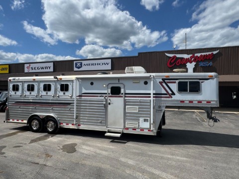 2005 4 Star 8409 Four Horse Trailer with Outlaw Conversions Interior and Generator — photo 1 of 14