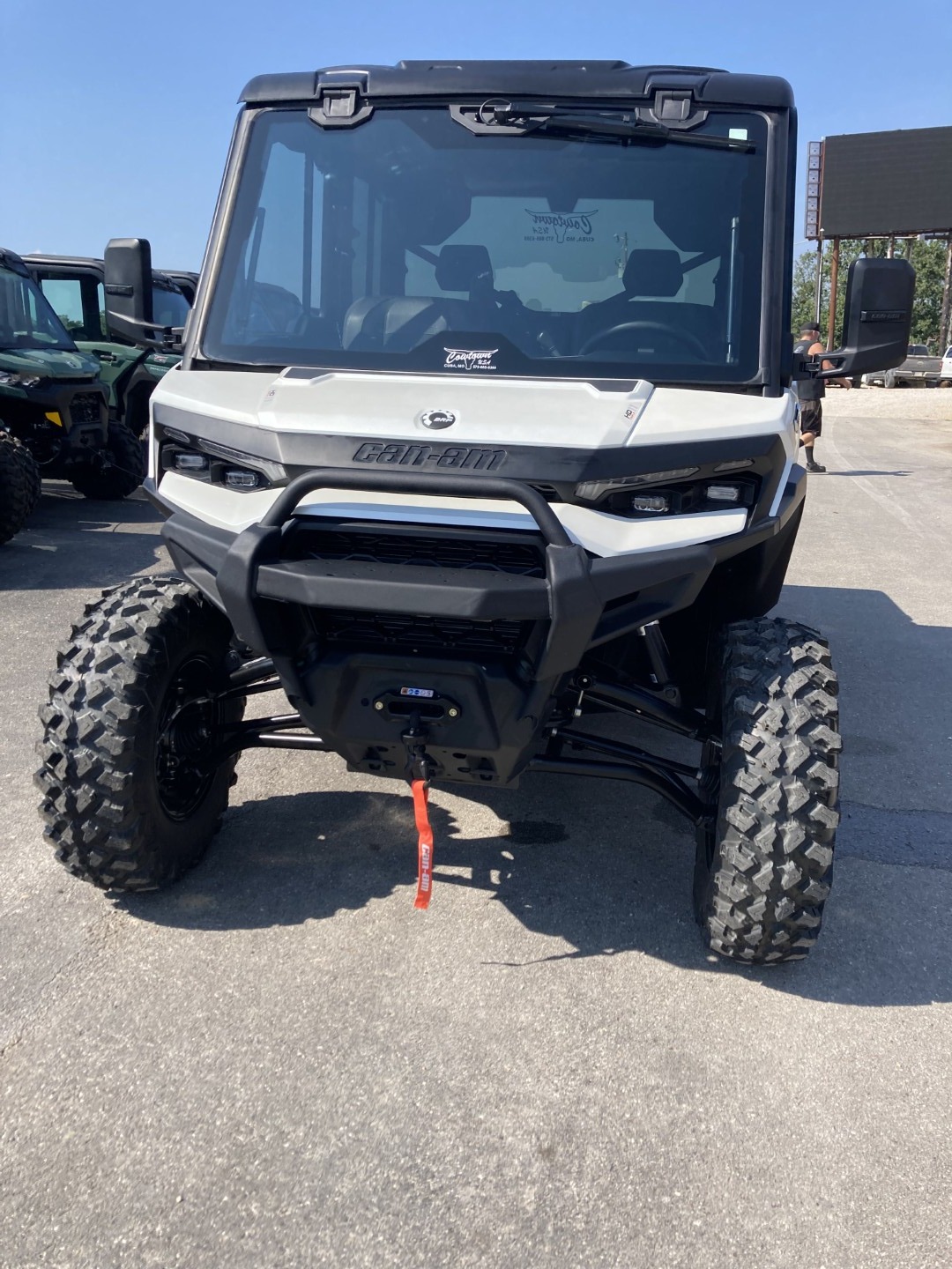 2027 Can-Am™ Defender MAX Limited HD11 2