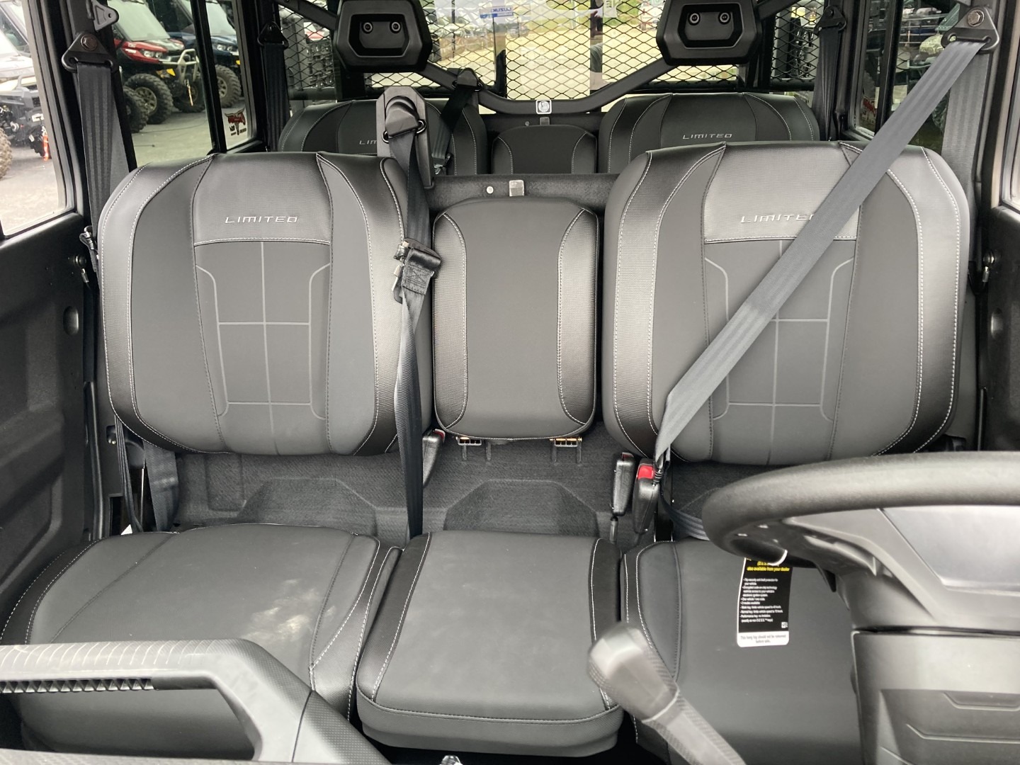 2027 Can-Am™ Defender XU MAX Limited HD11 5