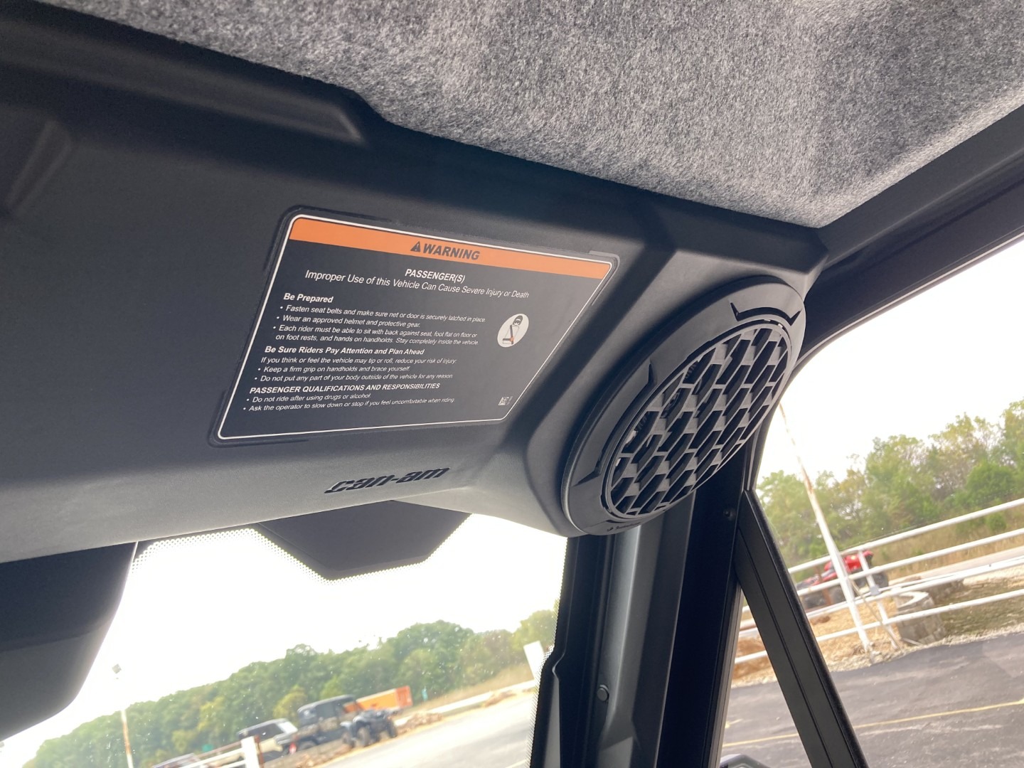 2027 Can-Am™ Defender XU MAX Limited HD11 8
