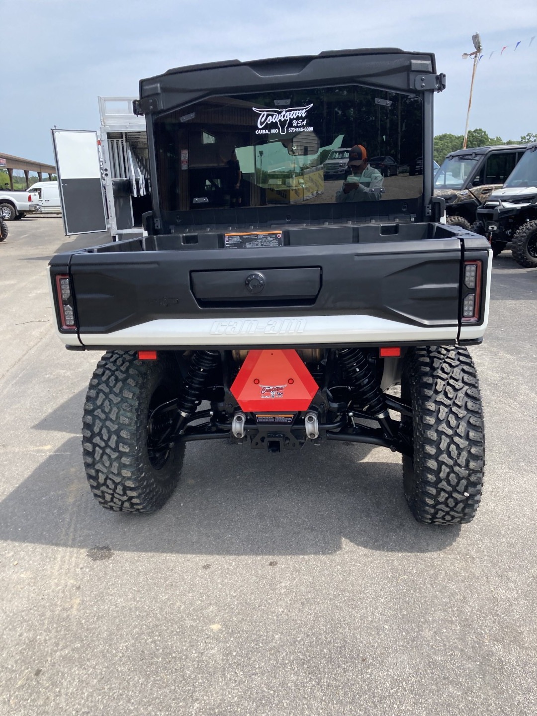 2026 Can-Am™ Defender MAX Lone Star CAB HD11 4