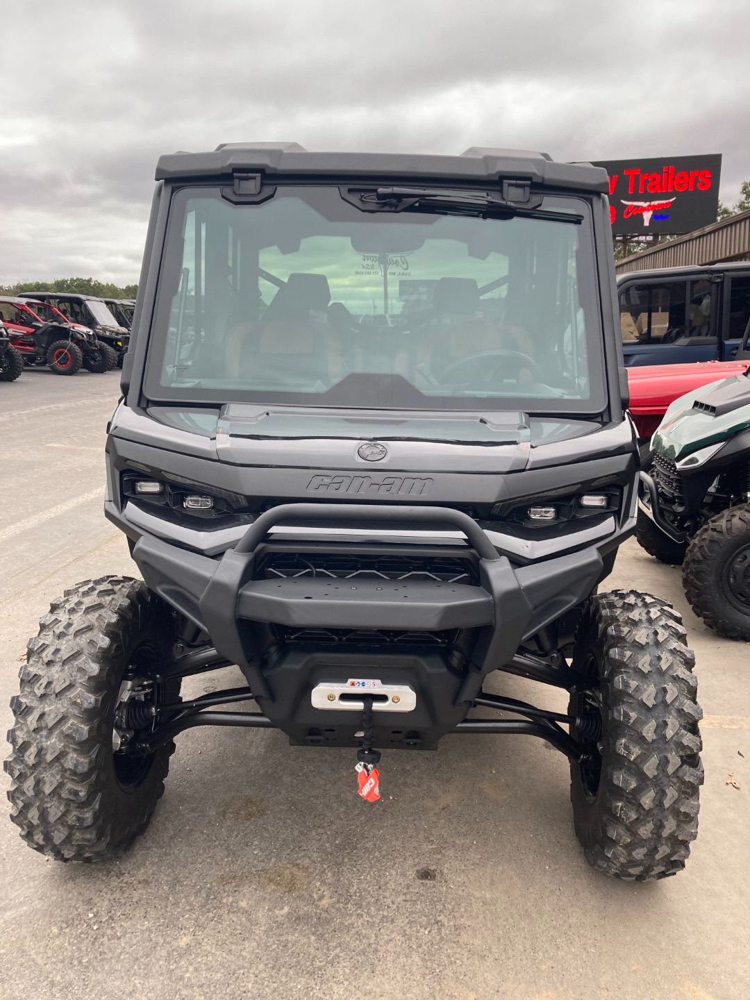 2026 Can-Am™ Defender MAX Lone Star CAB HD11 2
