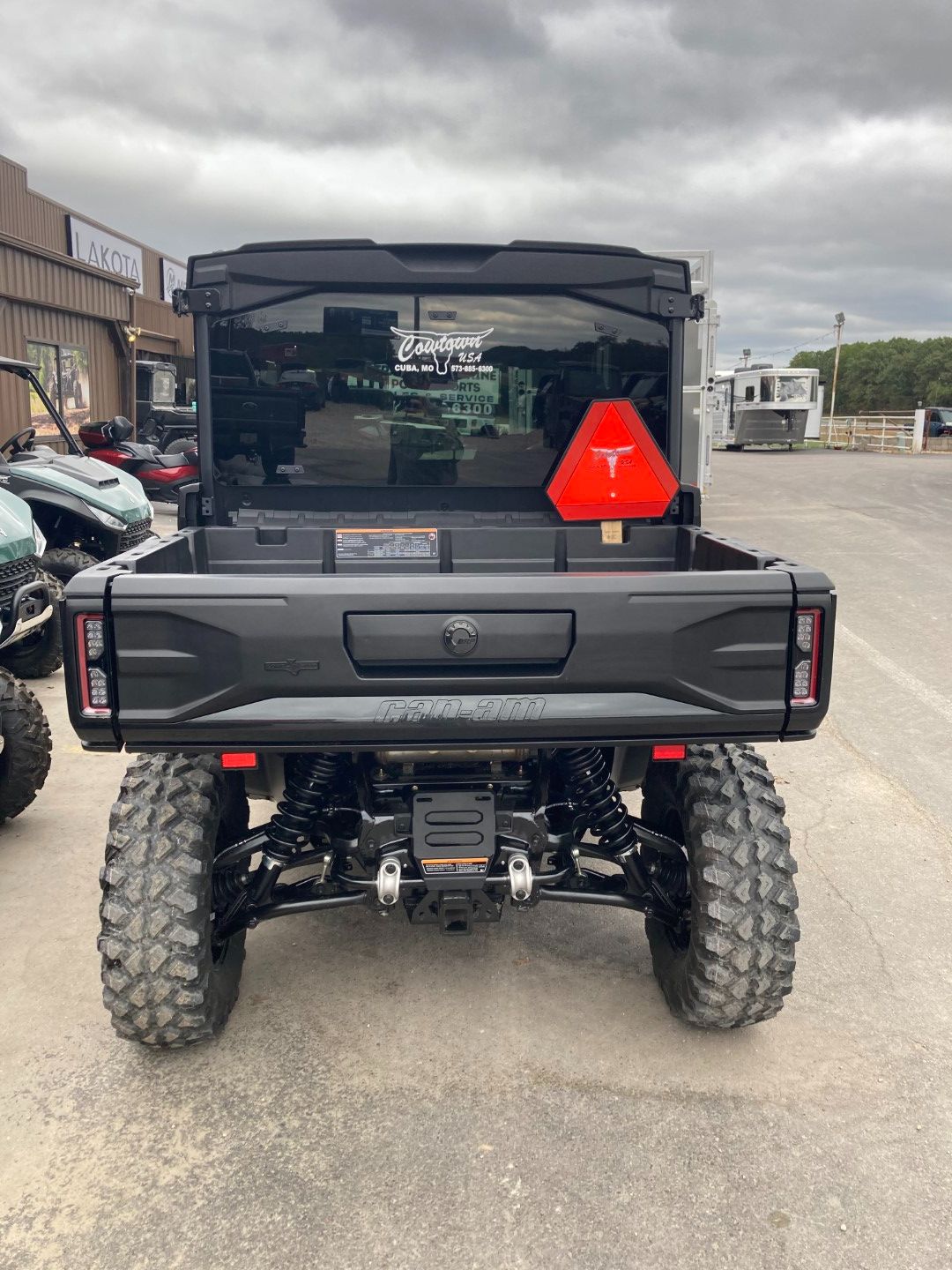 2026 Can-Am™ Defender MAX Lone Star CAB HD11 4