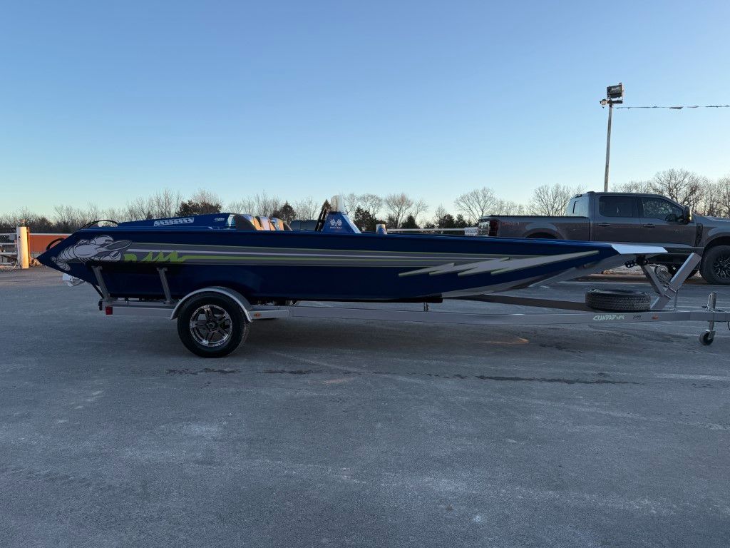 2025 Crawdad Mfg 2166 Fat Boy Inboard Jet Boat with Kodiak 6.2 GM Jet Drive Engine in Cuba, Missouri - Photo 10