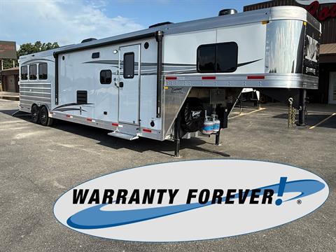 2025 Merhow 8314 Stampede Three Horse Trailer — photo 1 of 26