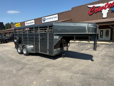 2026 Calico 16' Gooseneck Stock Trailer — photo 1 of 12