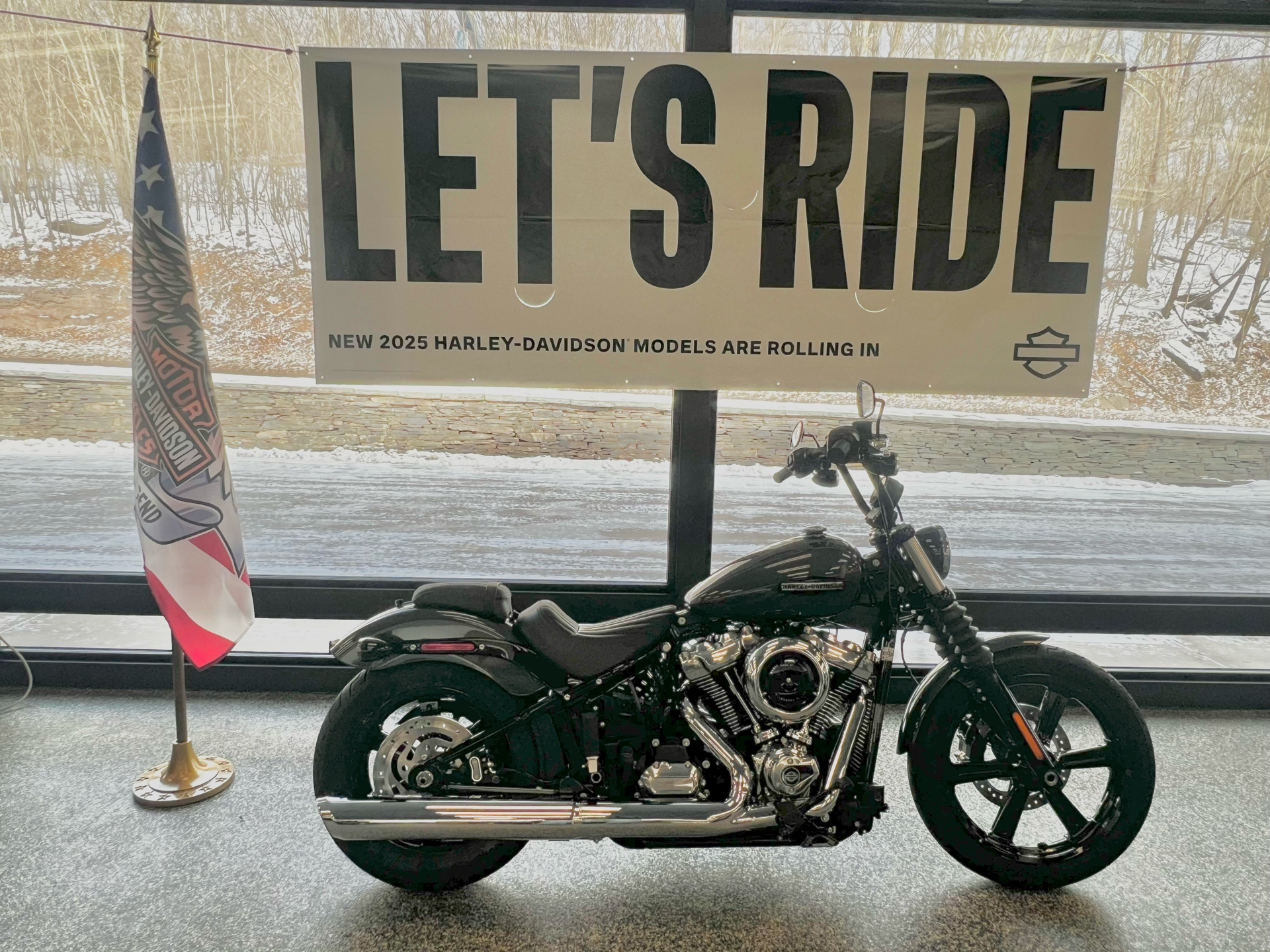 New 2025 Harley-Davidson Street Bob® Motorcycle - Specs