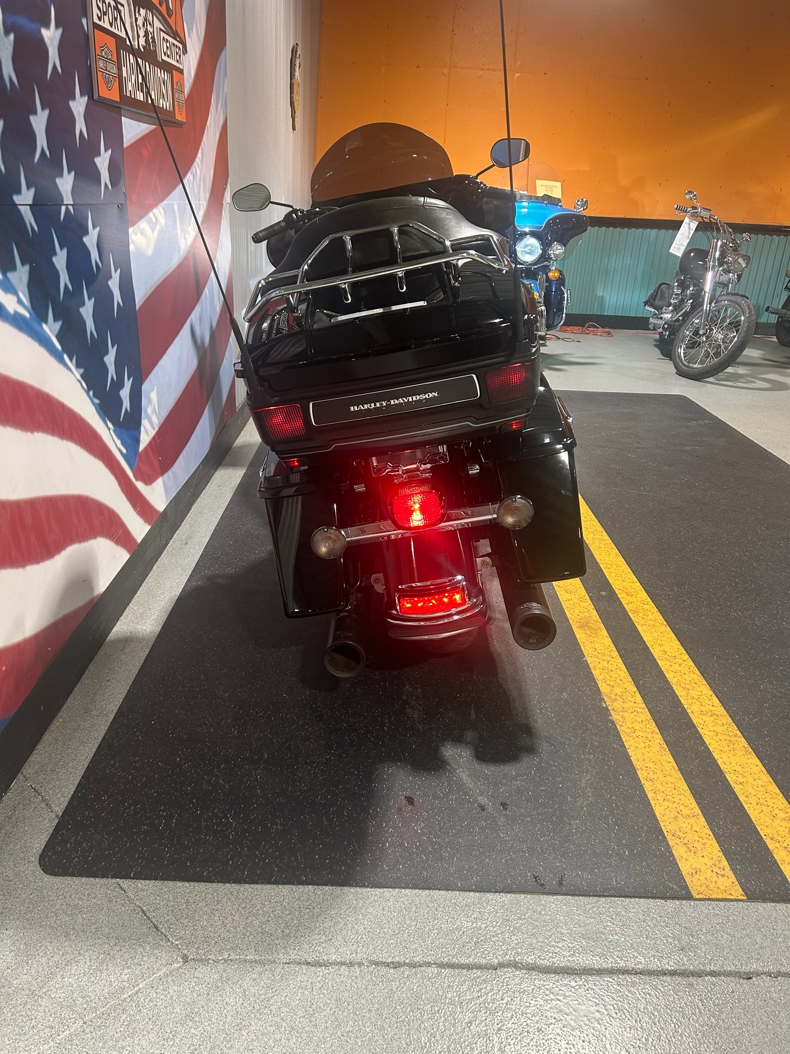 2012 Harley-Davidson Electra Glide® Ultra Limited 3