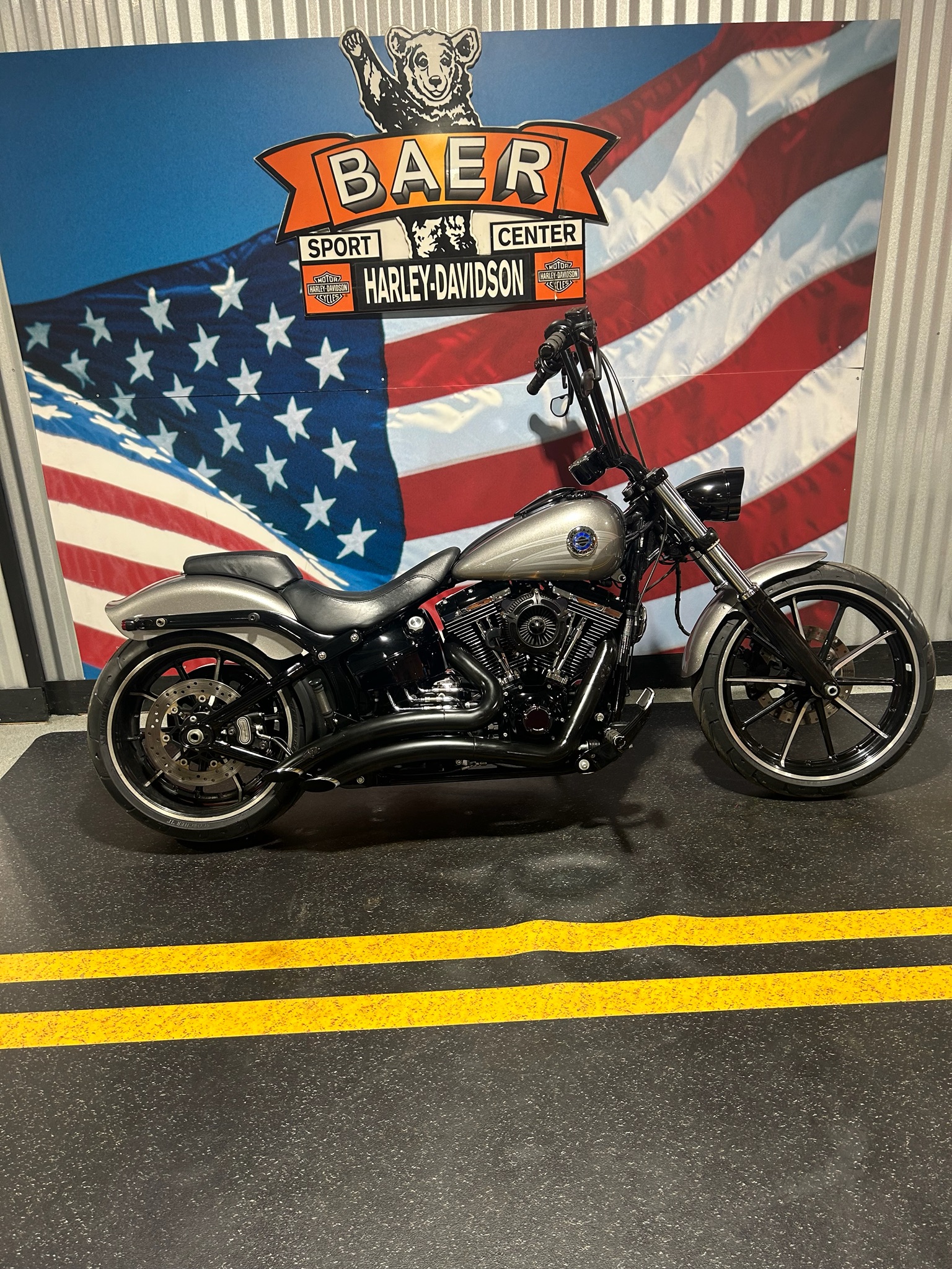 2016 Harley-Davidson Breakout® 1
