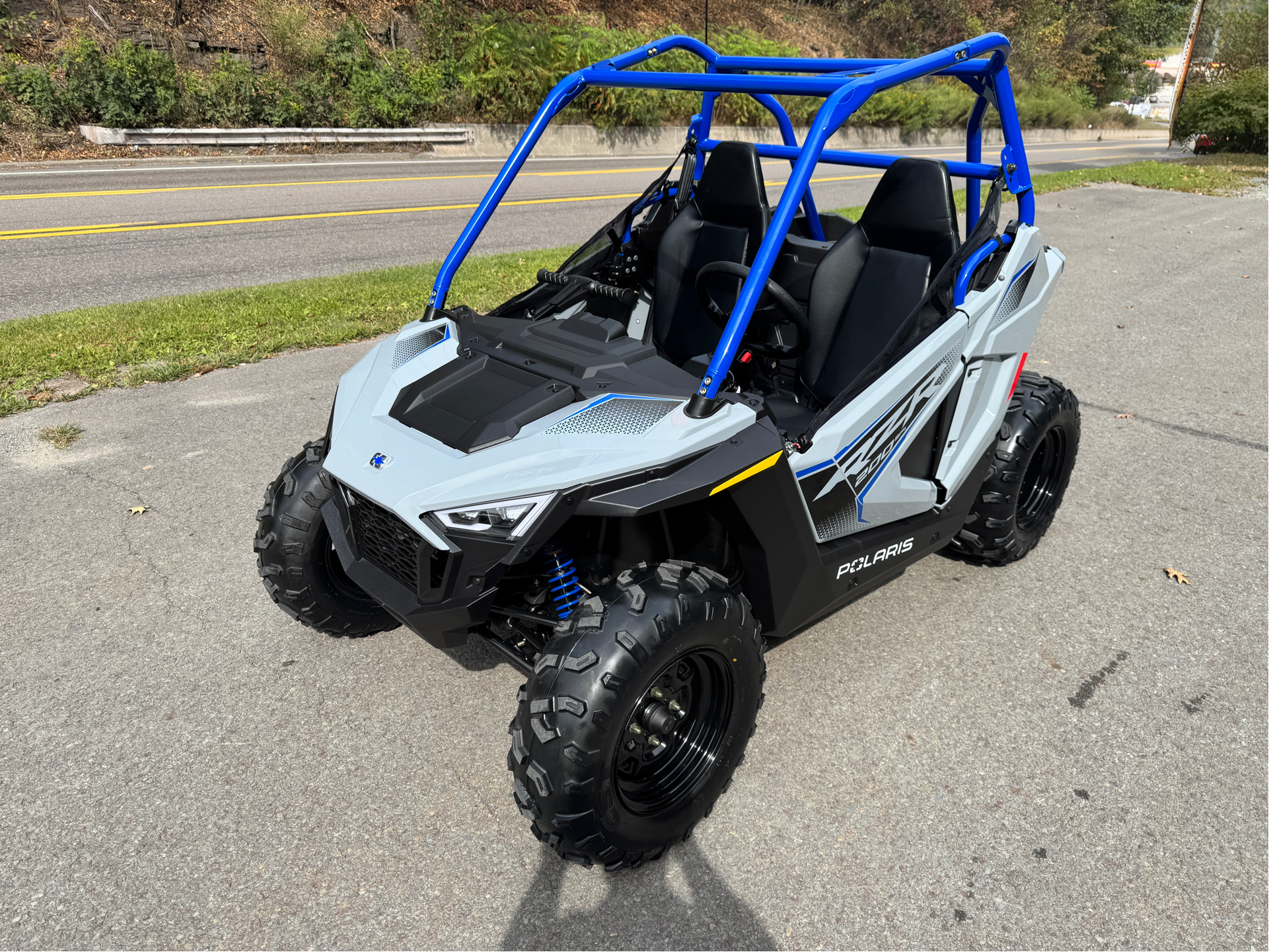 2026 Polaris RZR 200 EFI 1