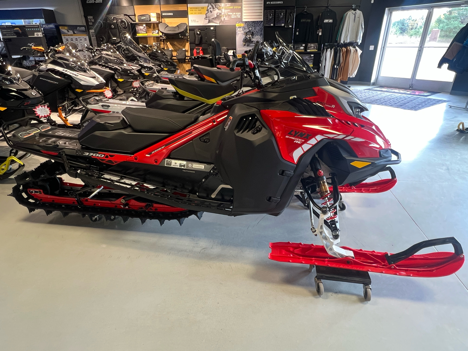 New 2026 LYNX Shredder RE 3700 850 E-TEC Turbo R PowderMax SHOT w