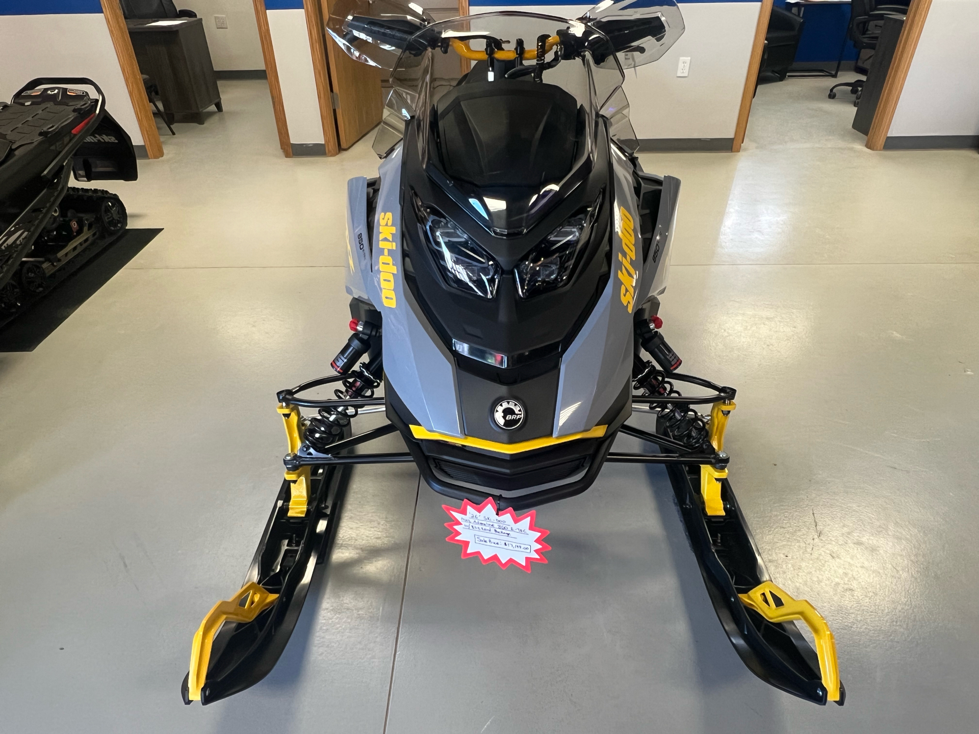 2026 Ski-Doo MXZ Adrenaline w/ Blizzard Package 129 850 E-TEC E for sale 937003
