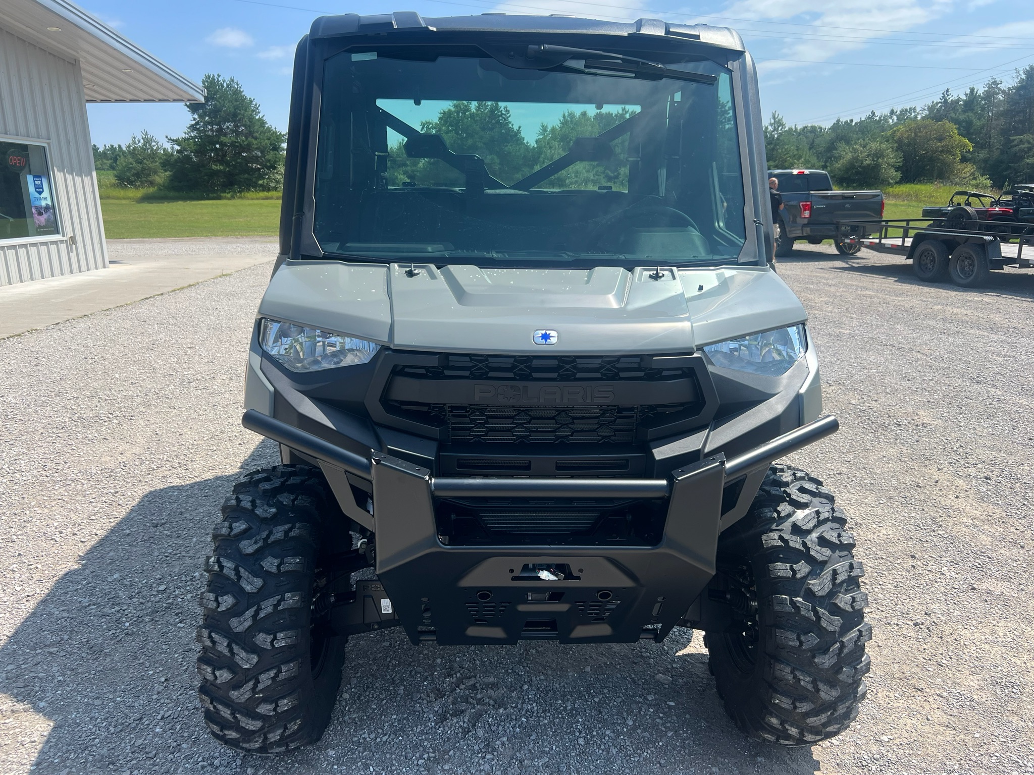 2027 Polaris Ranger Crew XP 1000 Cab 2