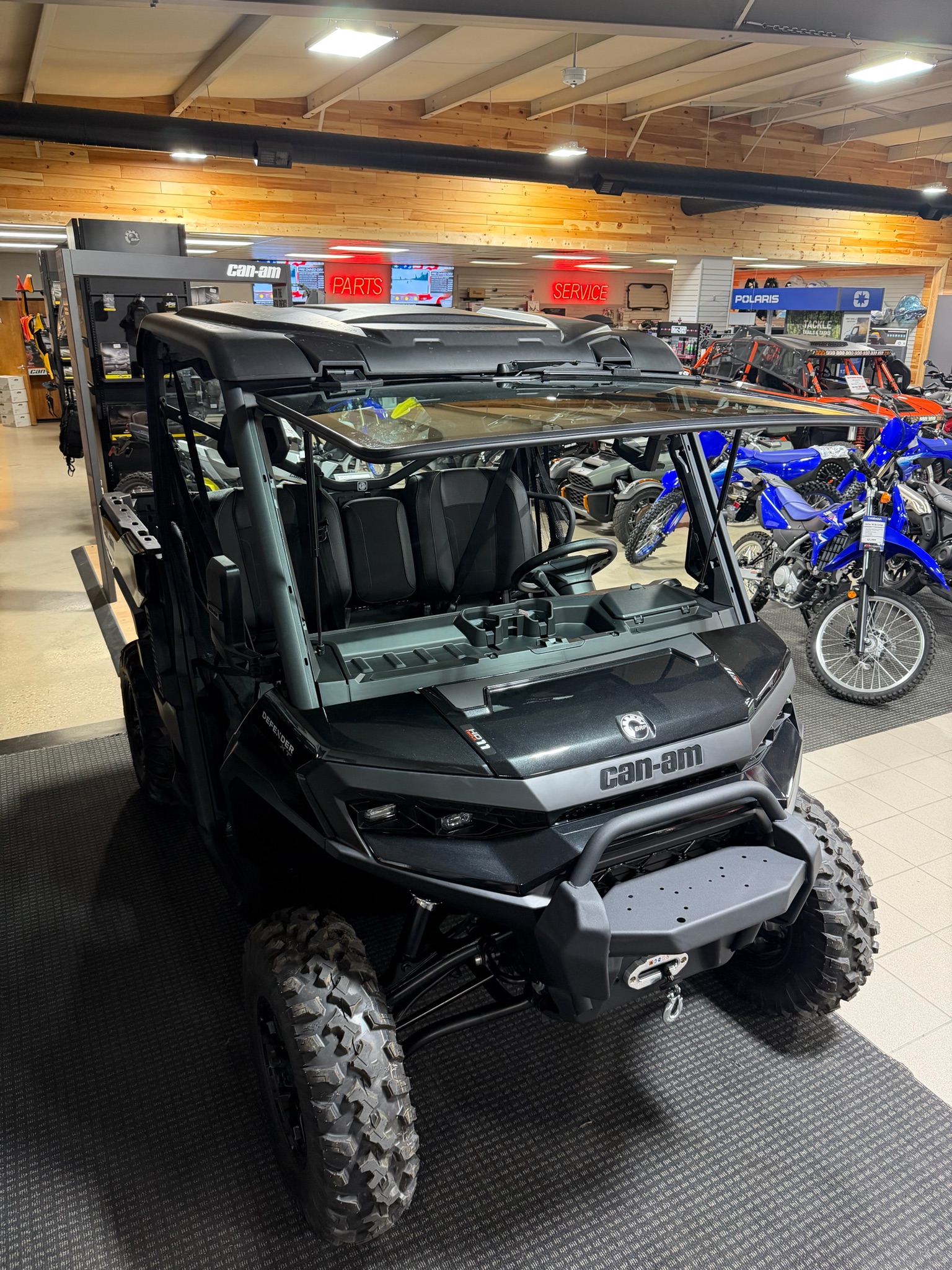 2026 Can-Am™ Defender XT HD11 1