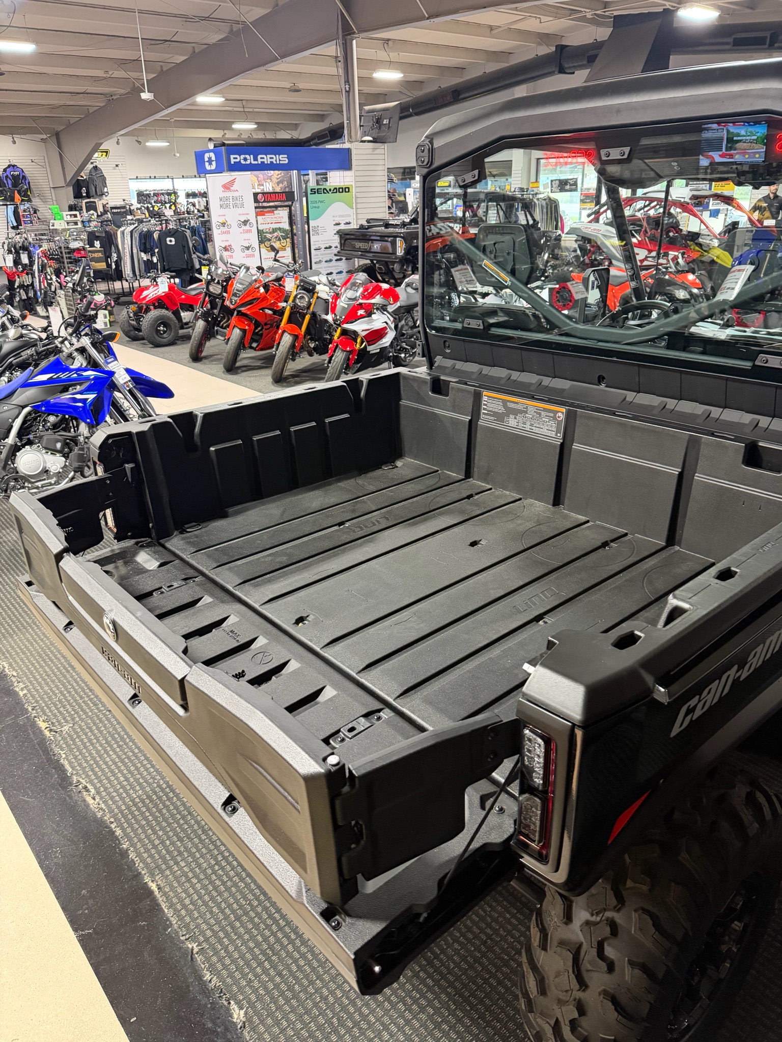 2026 Can-Am™ Defender XT HD11 7