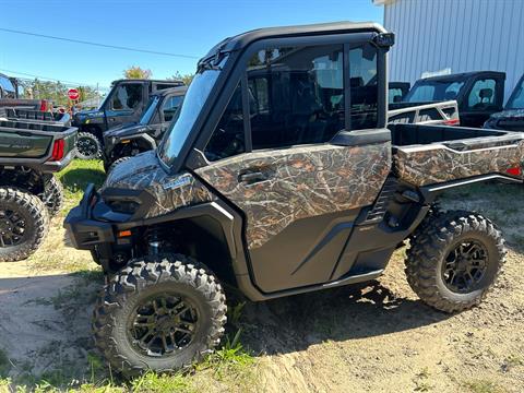 2026 Can-Am Defender Limited HD11