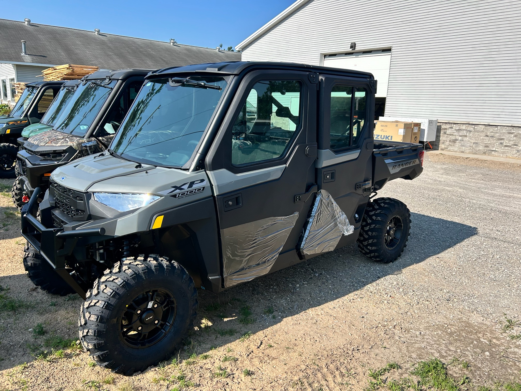 2027 Polaris Ranger Crew XP 1000 Cab 2