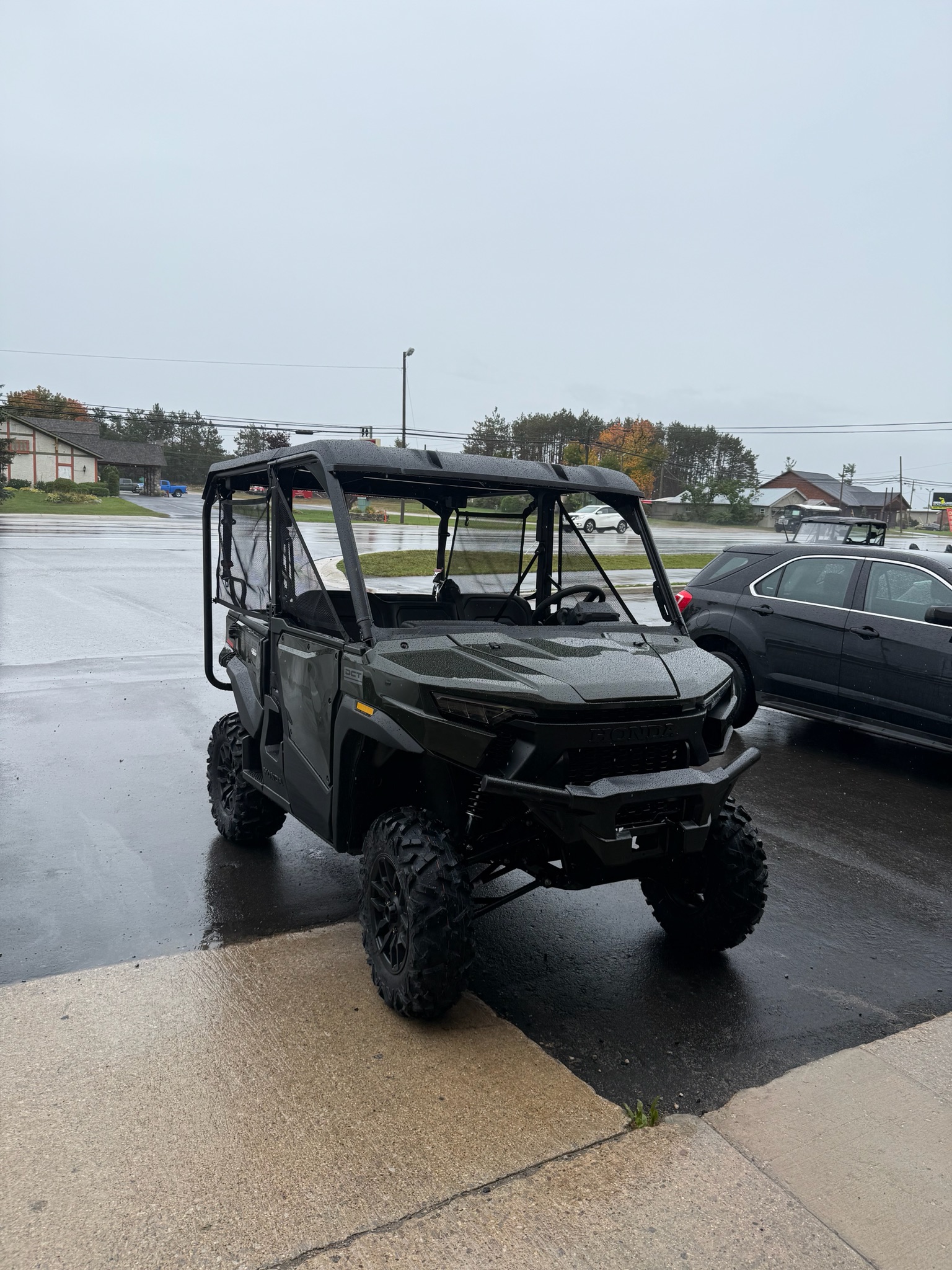 2026 Honda Pioneer 1000-5 Deluxe 1