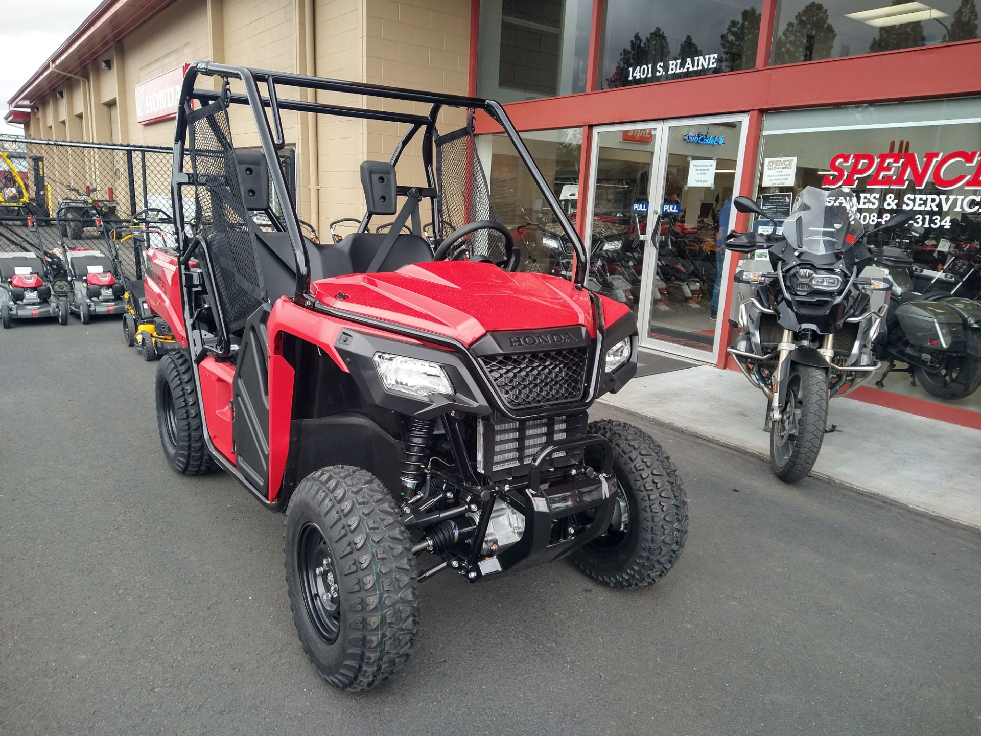 2026 Honda Pioneer 520 3