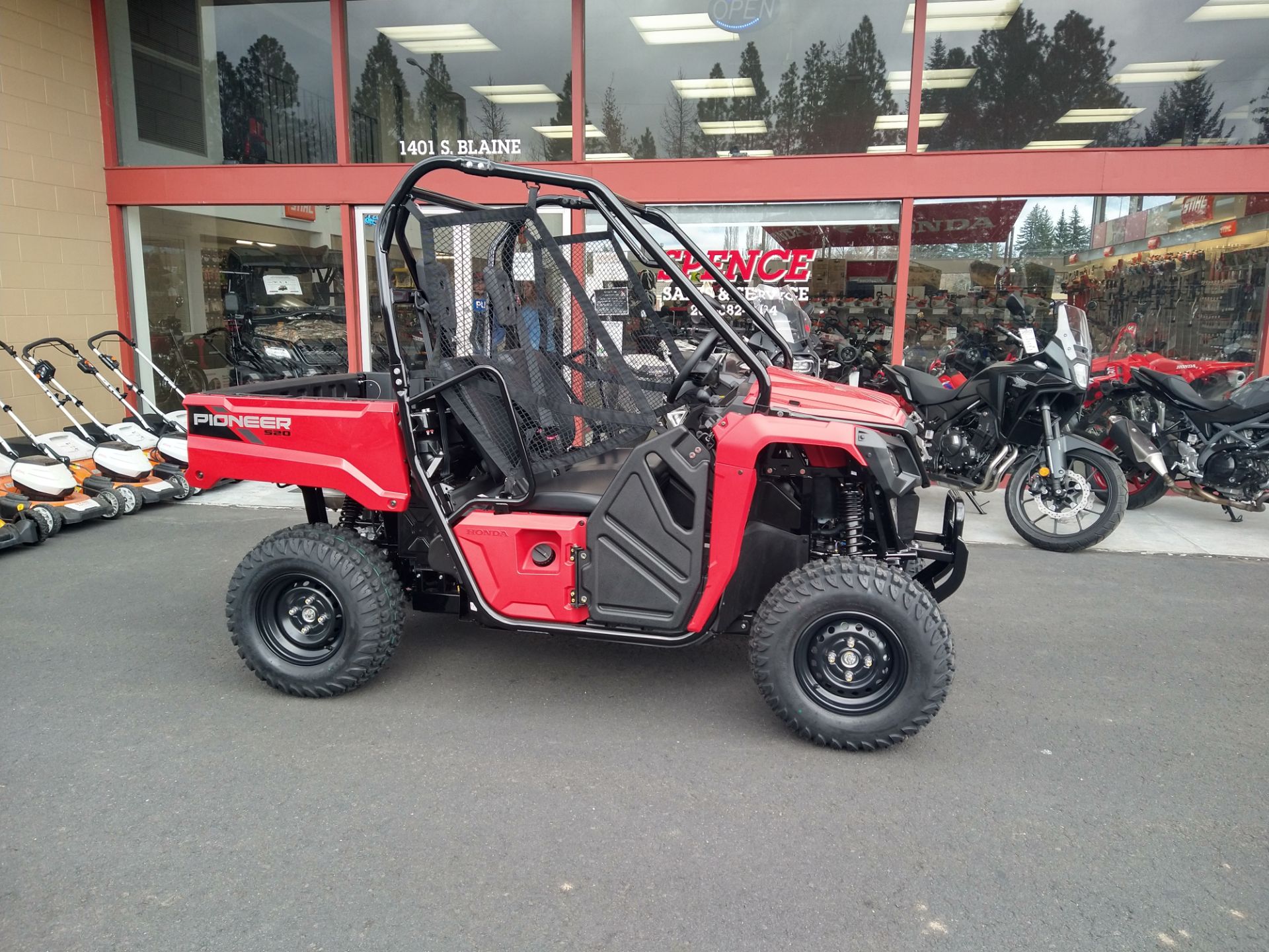 2026 Honda Pioneer 520 5