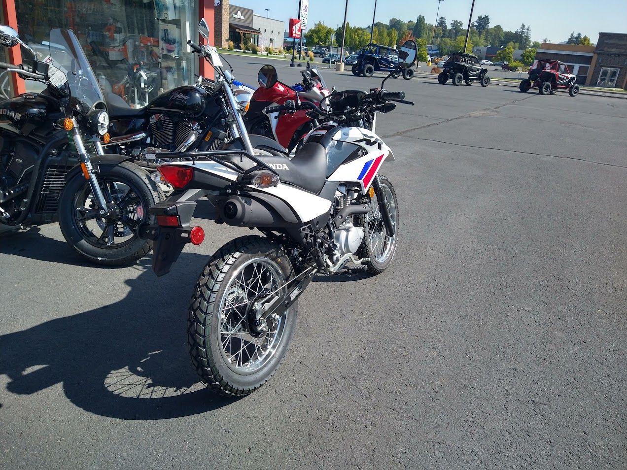 2025 Honda XR150L 3