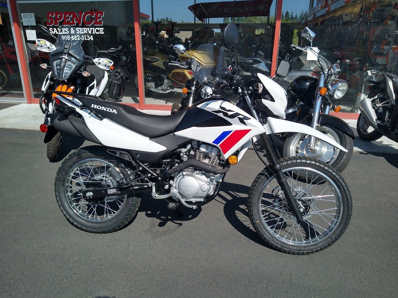 2025 Honda XR150L 4