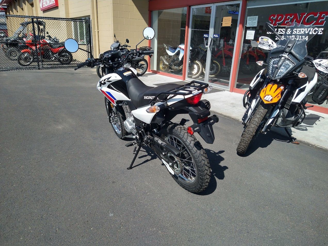 2025 Honda XR150L 6