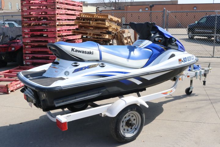 Kawasaki stx15f 2005年式