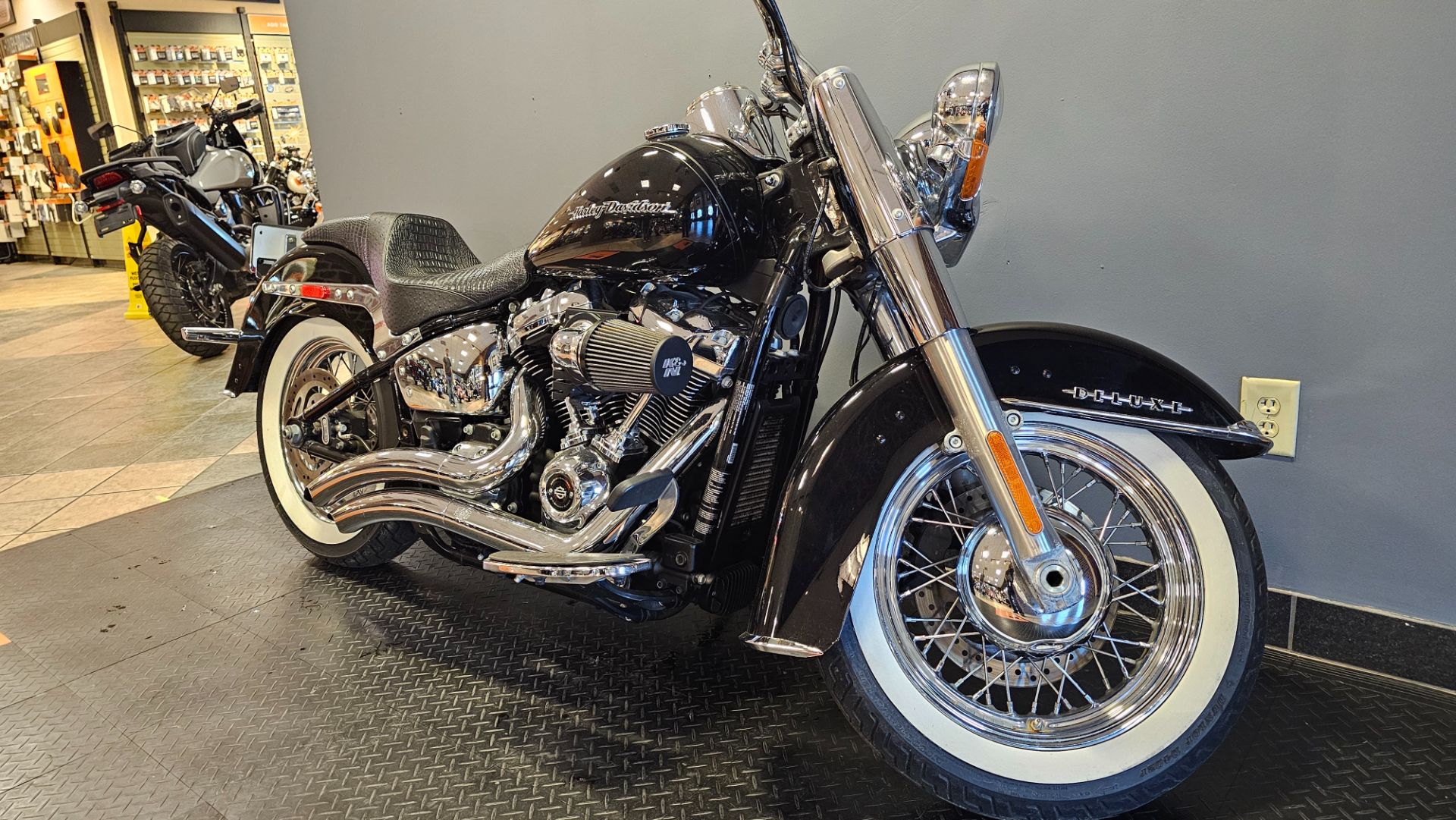 2018 Harley-Davidson Softail® Deluxe 107 in Burlington, North Carolina - Photo 8