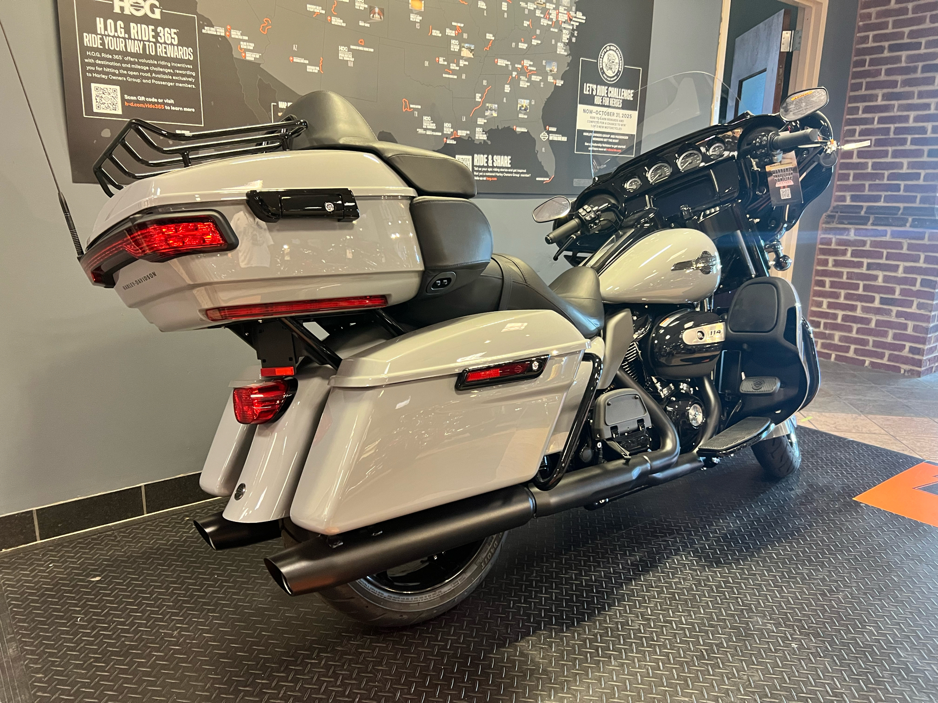 2024 Harley-Davidson Ultra Limited® in Burlington, North Carolina - Photo 4