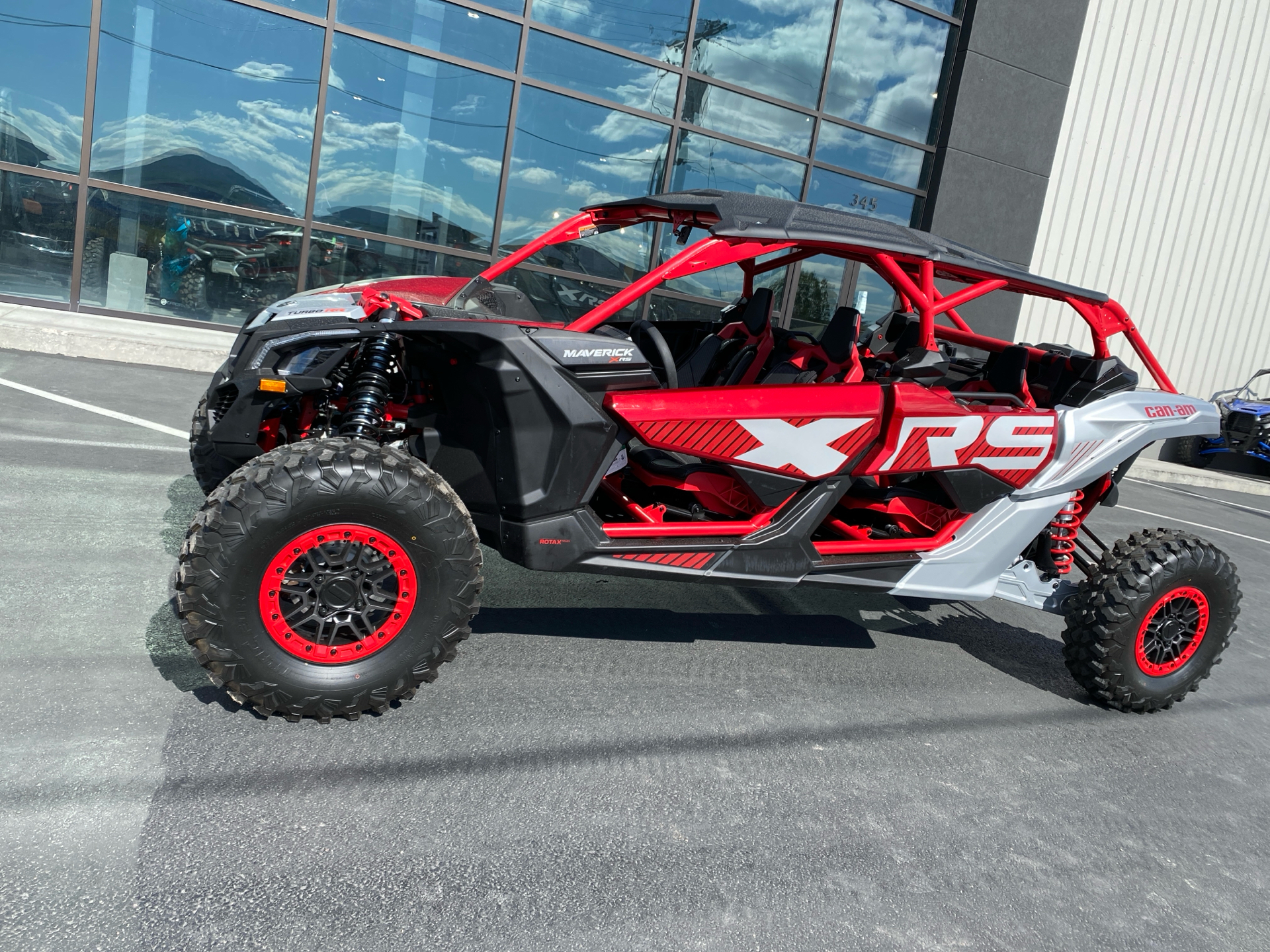 2025 Can-Am Maverick X3 MAX X RS Turbo RR with Smart-Shox in Fairview, Utah - Photo 2