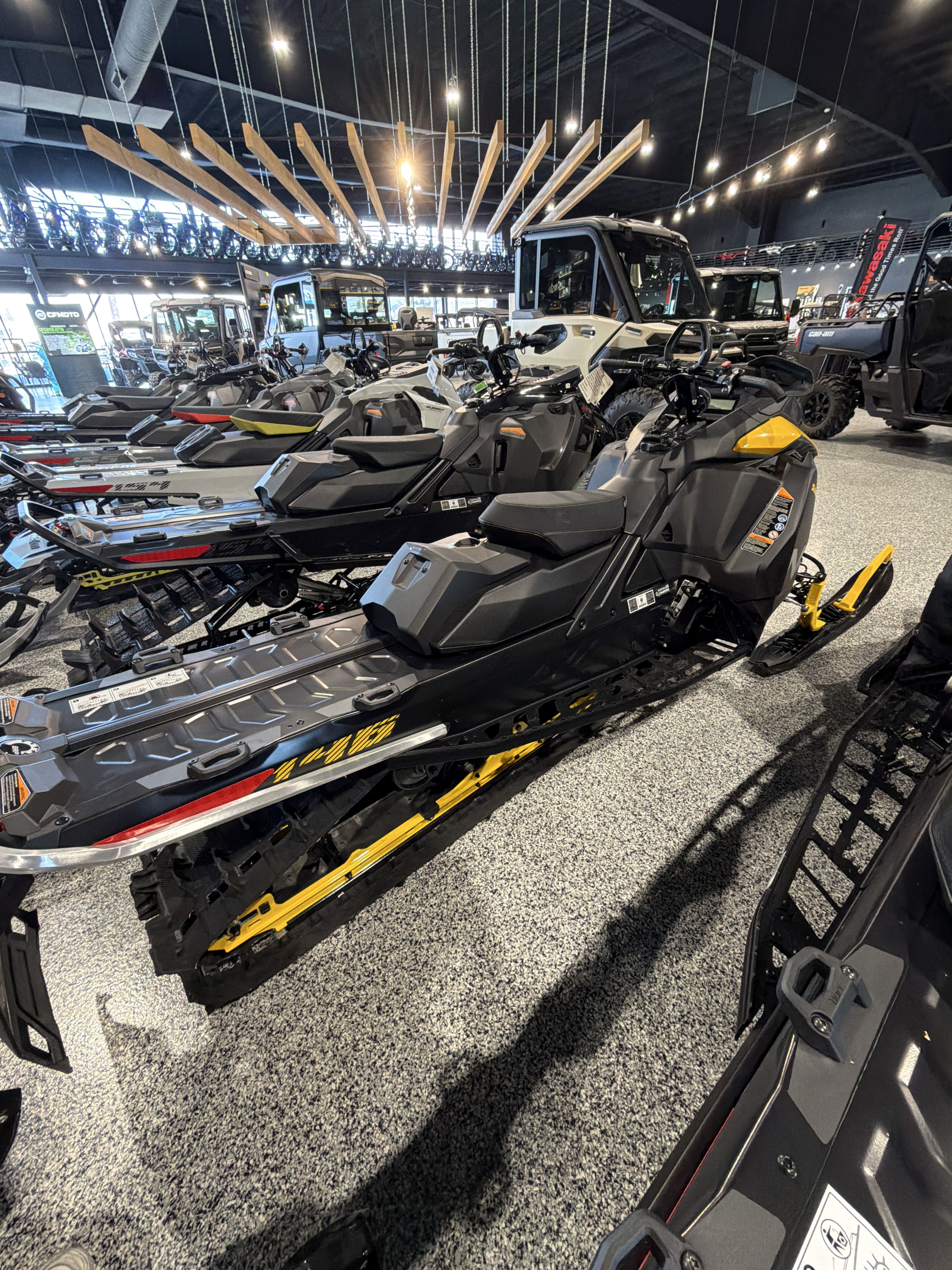 2026 Ski-Doo Summit NEO+ 600 EFI ES Hurricane 1.75 w/ FlexEdge HAC in Fairview, Utah - Photo 3