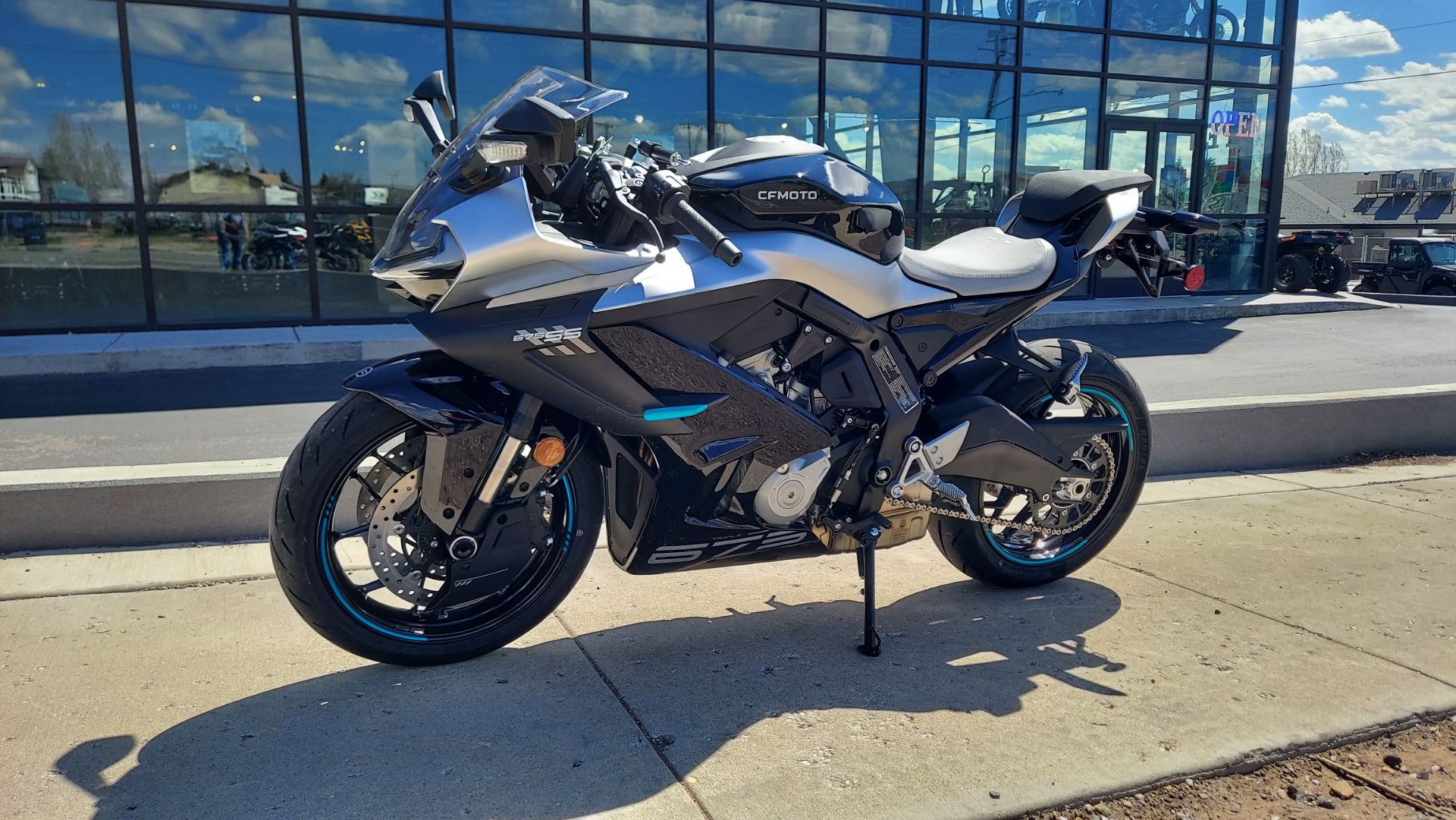 2026 CFMOTO 675SS in Fairview, Utah - Photo 3
