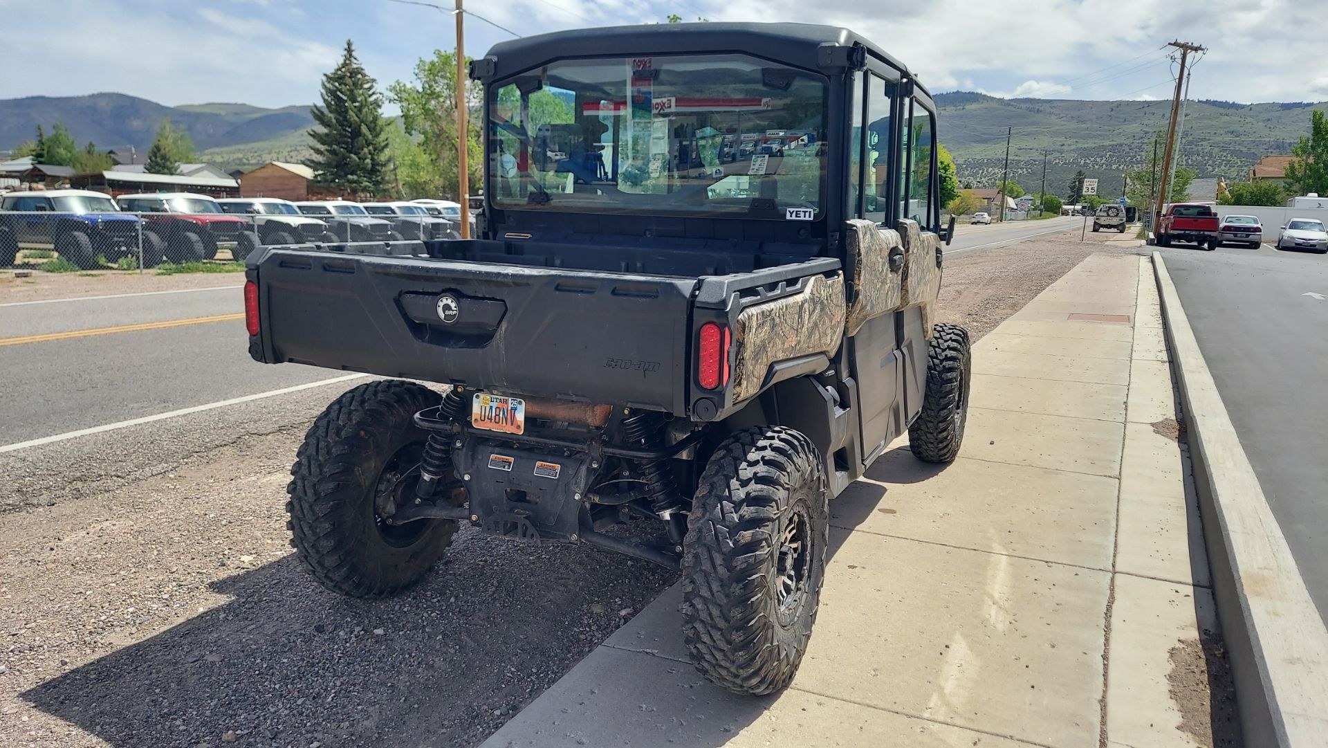 2023 Can-Am Defender MAX Limited in Fairview, Utah - Photo 9