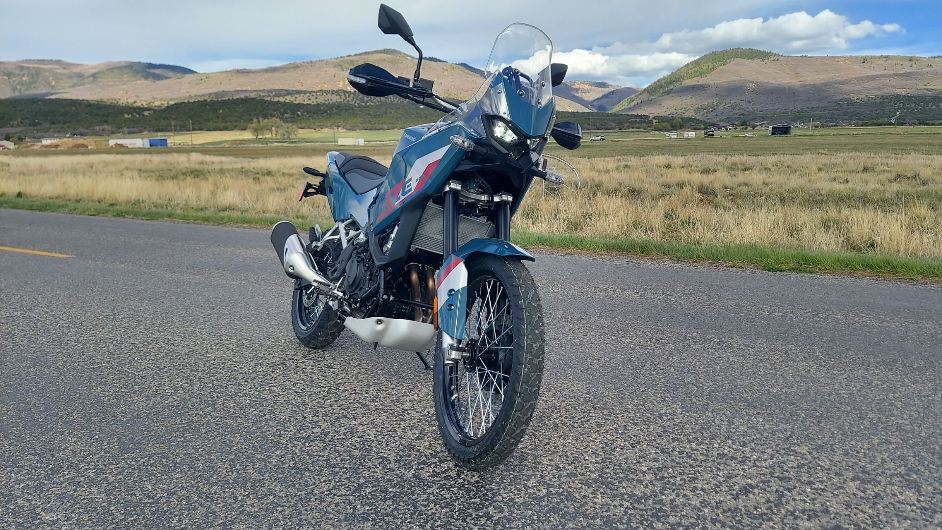 2026 Kawasaki KLE®500 SE ABS in Fairview, Utah - Photo 5