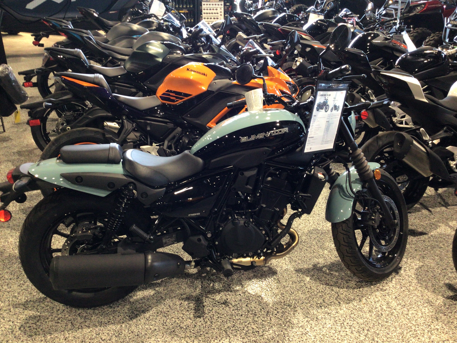 2025 Kawasaki Eliminator SE ABS in Fairview, Utah - Photo 3