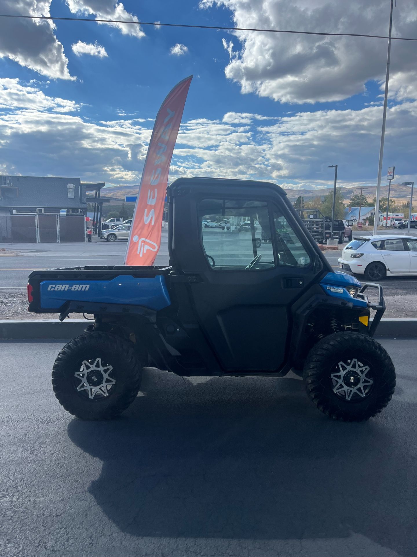 2022 Can-Am Defender Limited CAB HD10 in Fairview, Utah - Photo 4