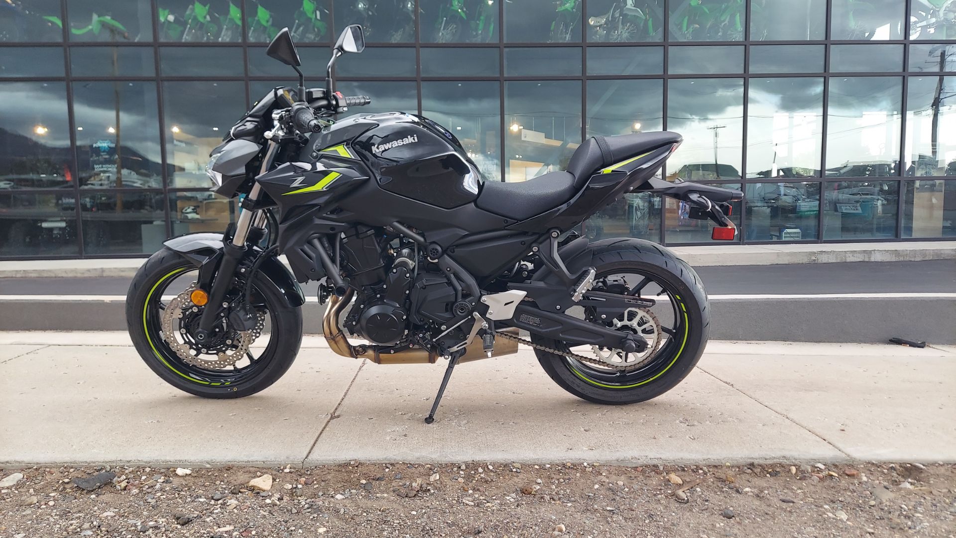 2024 Kawasaki Z650 in Fairview, Utah - Photo 2