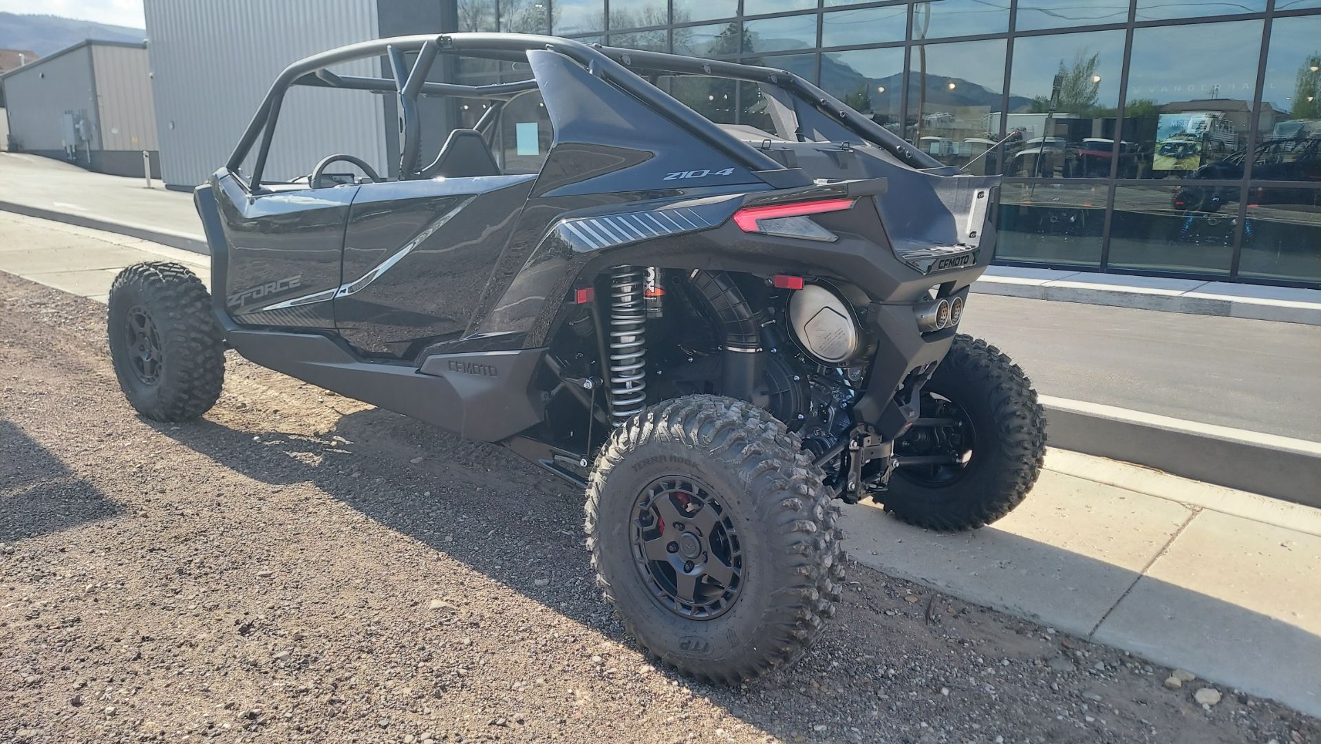 2026 CFMOTO ZFORCE Z10-4 in Fairview, Utah - Photo 12