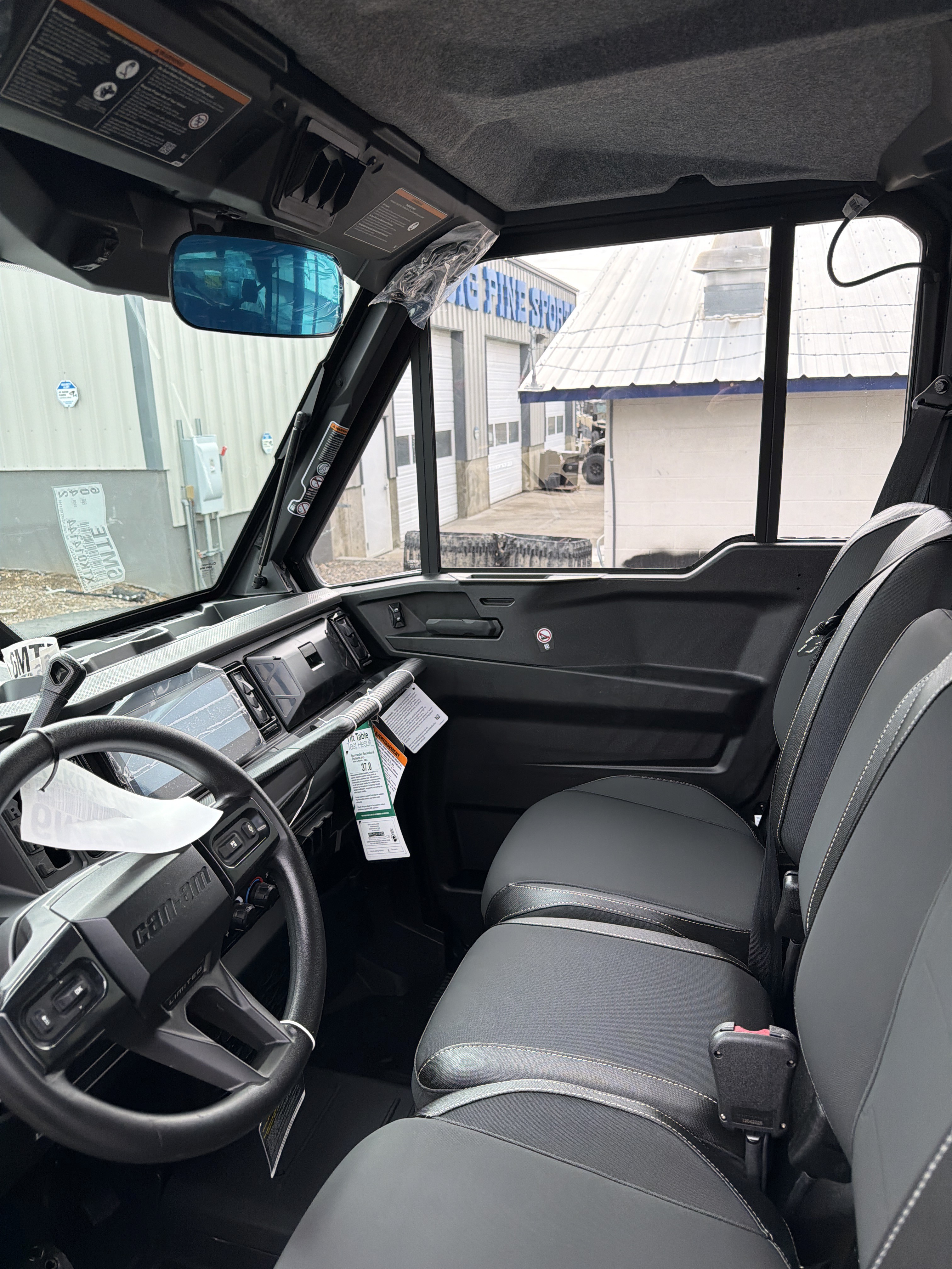 2026 Can-Am Defender MAX Limited HD11 in Fairview, Utah - Photo 3