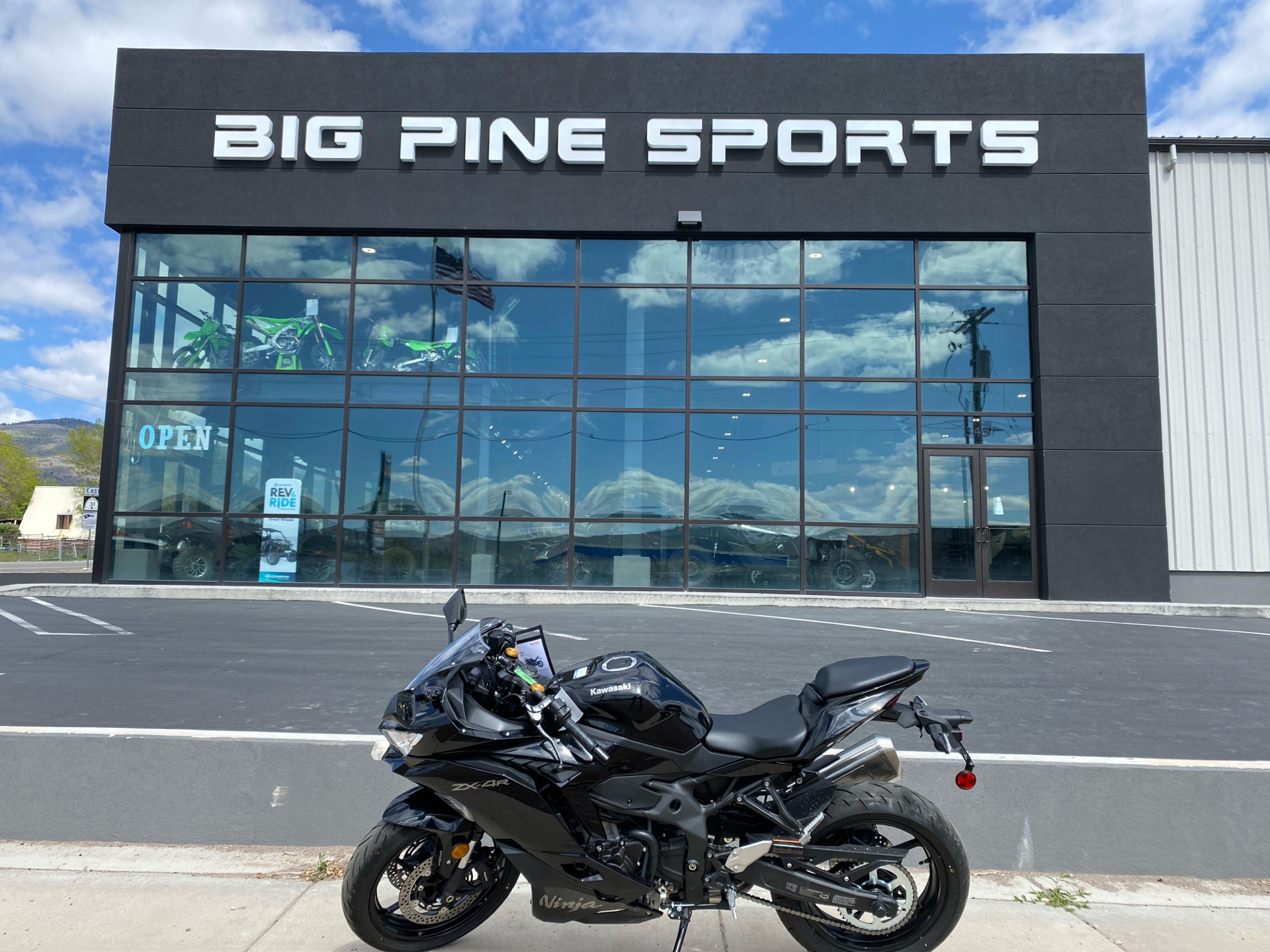 2025 Kawasaki Ninja ZX-4R ABS in Fairview, Utah - Photo 1