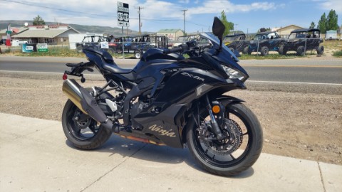 2025 Kawasaki Ninja® ZX™-4R ABS in Fairview, Utah - Photo 9