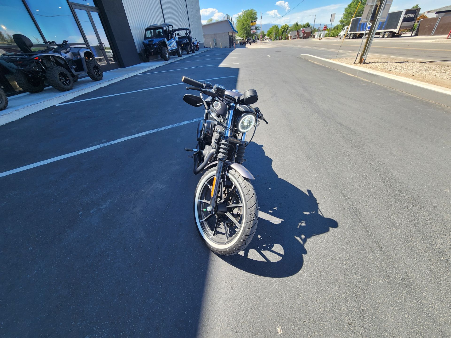 2017 HARLEY DAVIDSON IRON in Fairview, Utah - Photo 5