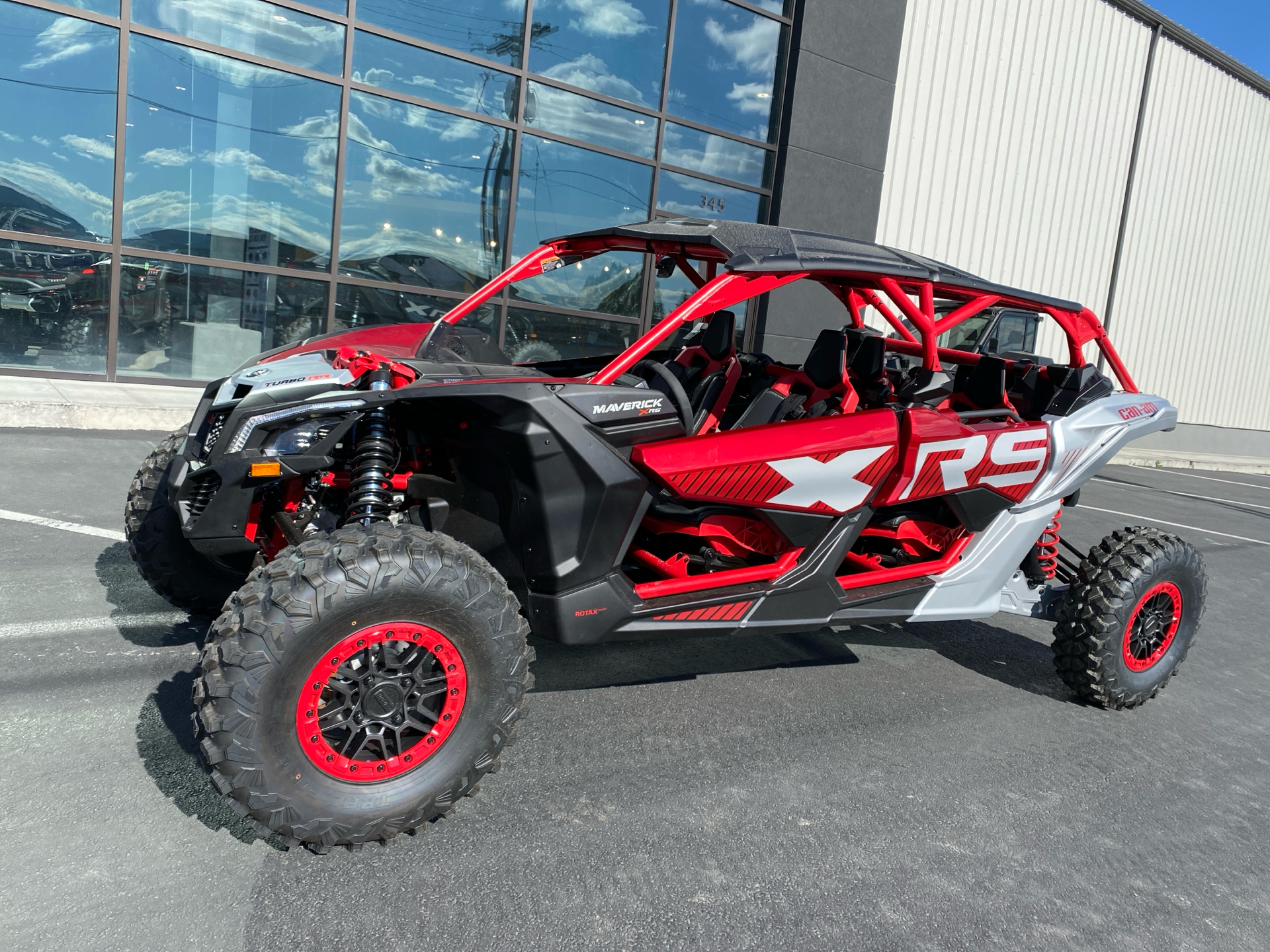 2025 Can-Am Maverick X3 MAX X RS Turbo RR with Smart-Shox in Fairview, Utah - Photo 2