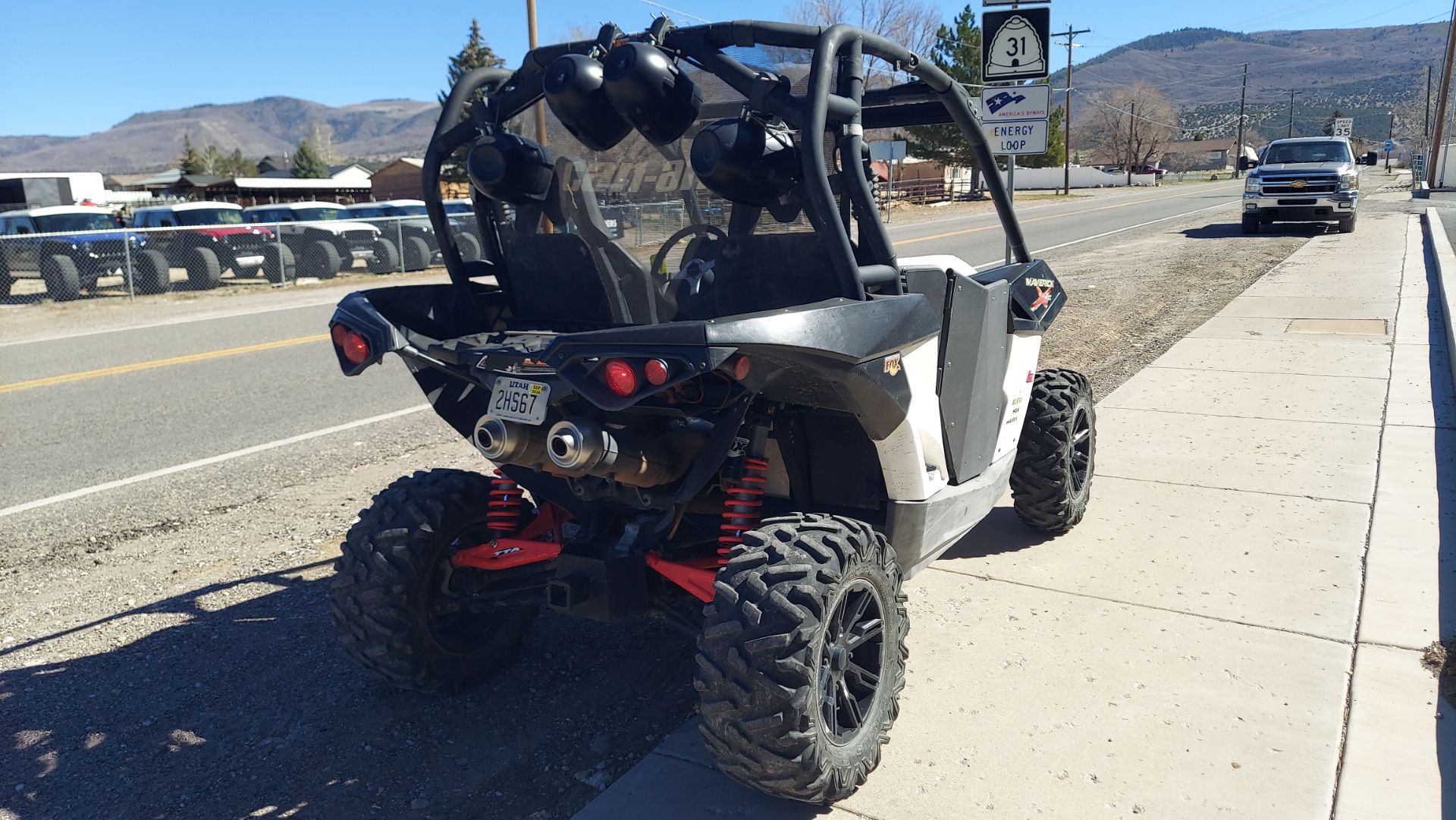 2014 Can-Am Maverick™ X® xc DPS™ 1000R in Fairview, Utah - Photo 11