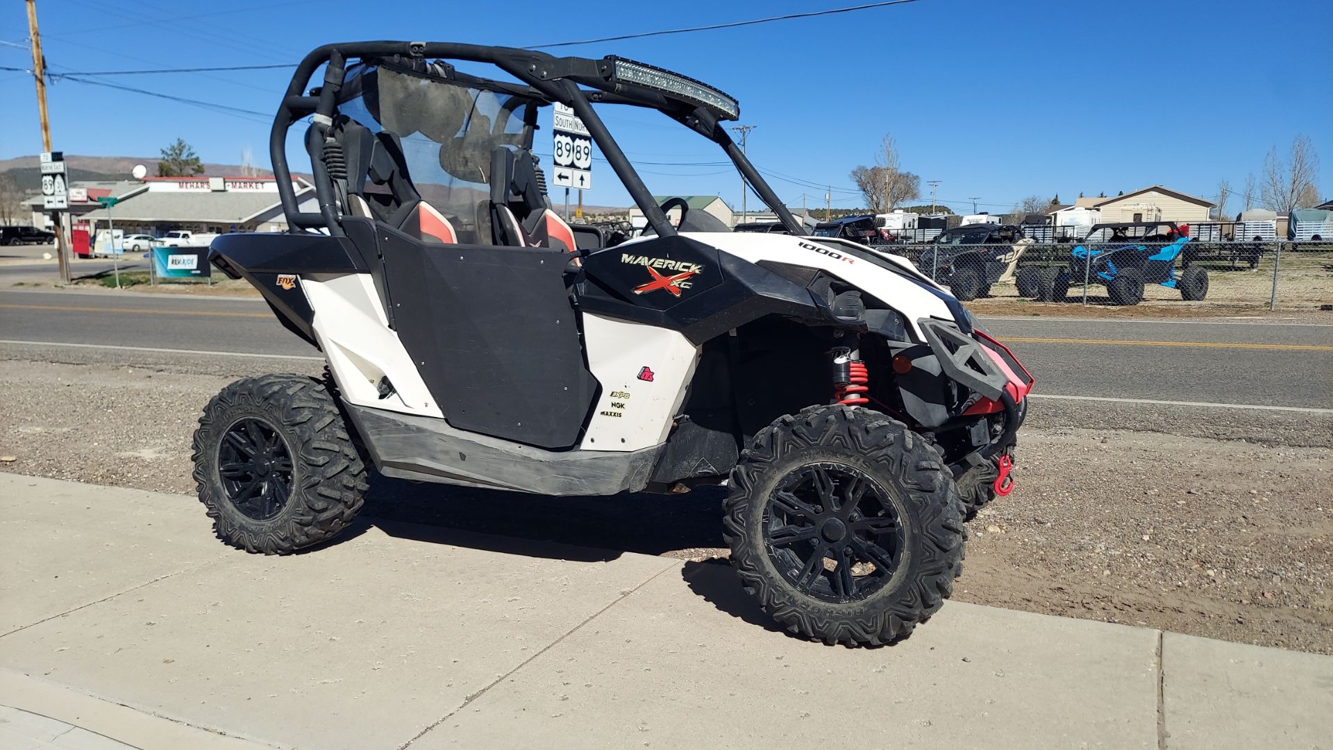 2014 Can-Am Maverick™ X® xc DPS™ 1000R in Fairview, Utah - Photo 14