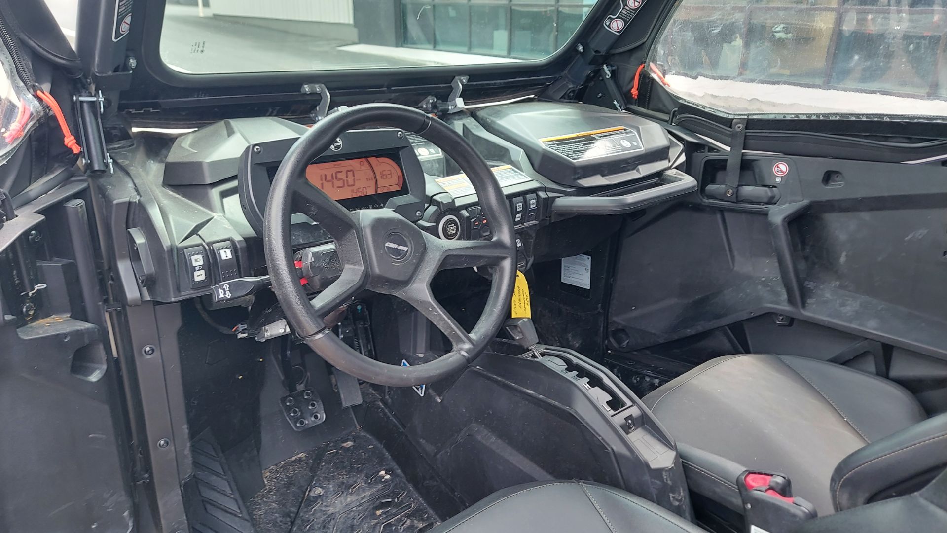 2024 Can-Am Commander MAX XT 1000R in Fairview, Utah - Photo 15