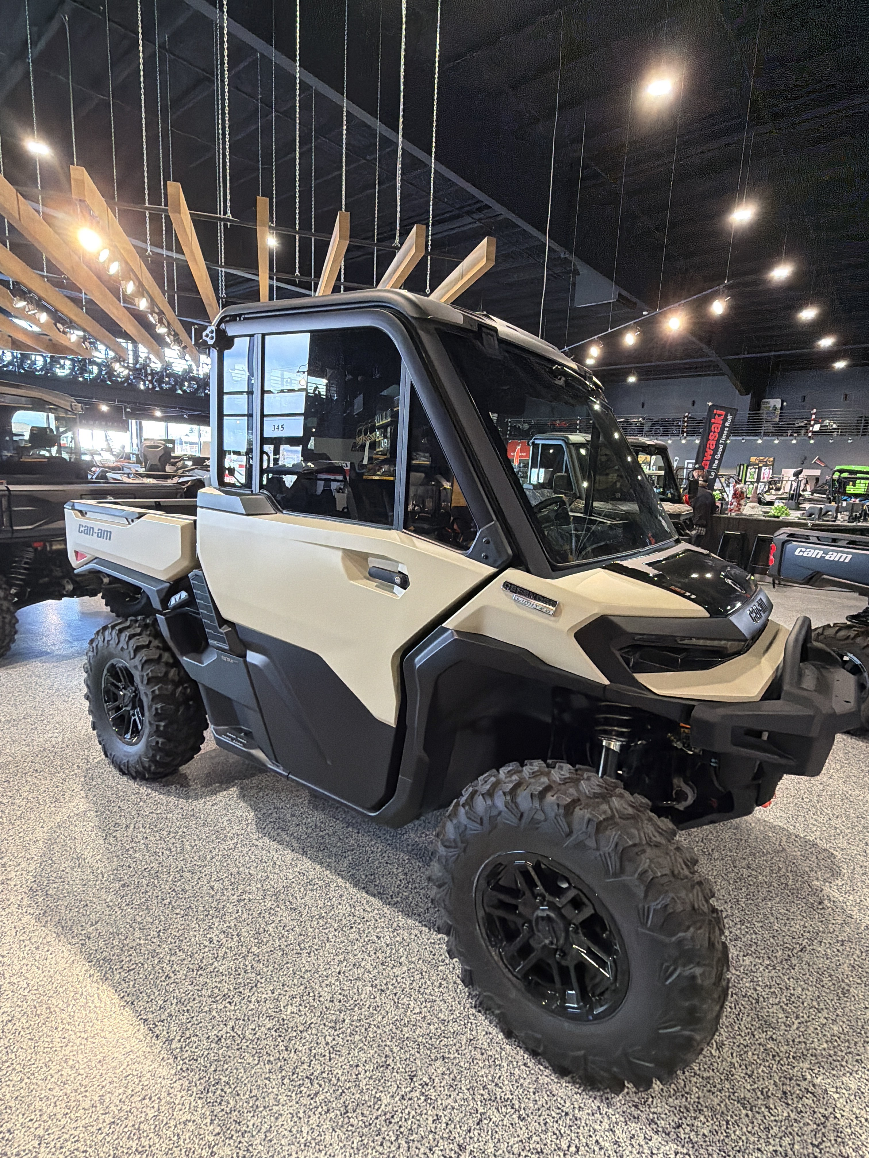2026 Can-Am Defender Limited HD11 in Fairview, Utah - Photo 2