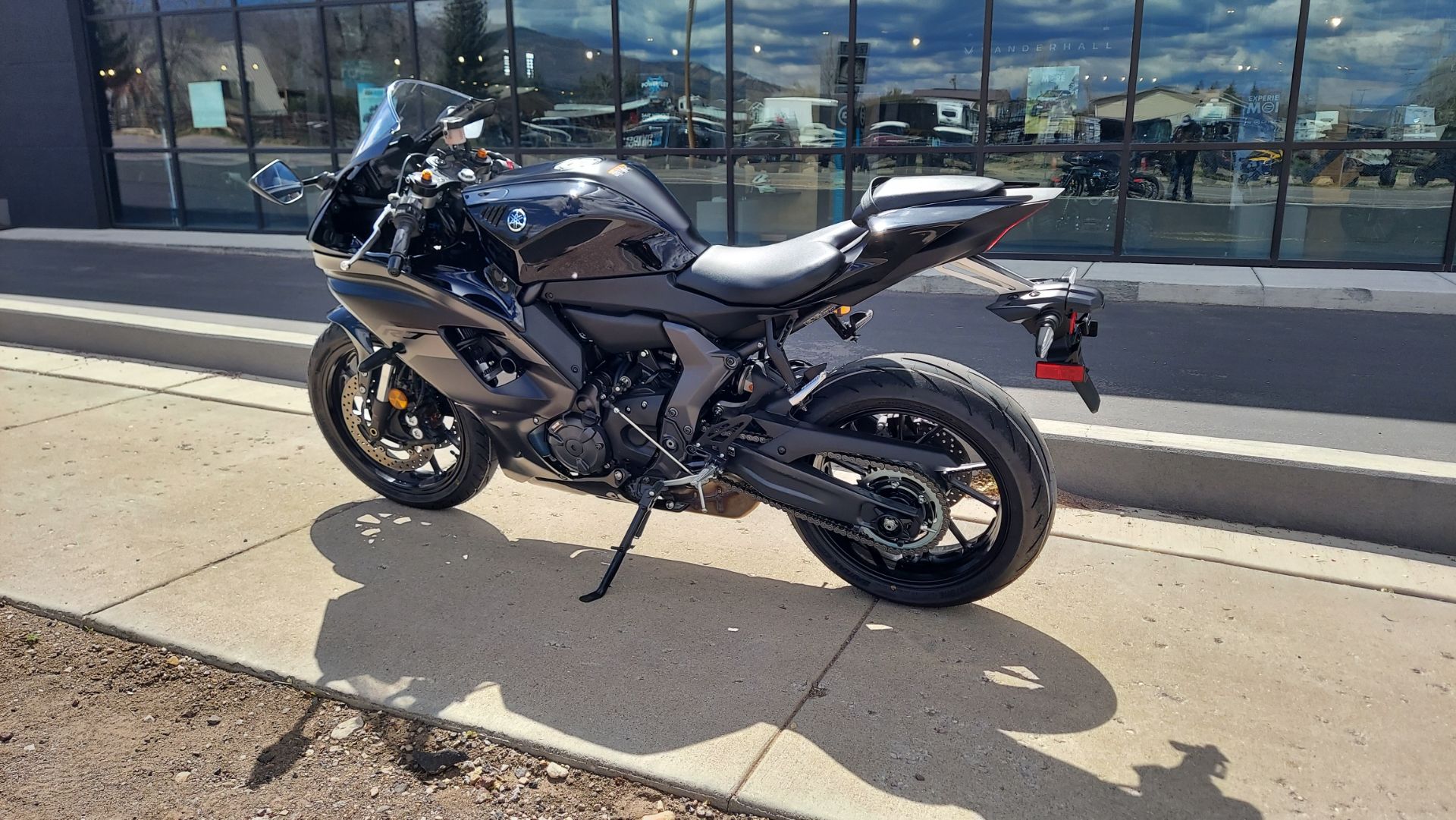 2025 Yamaha YZF-R7 in Fairview, Utah - Photo 2